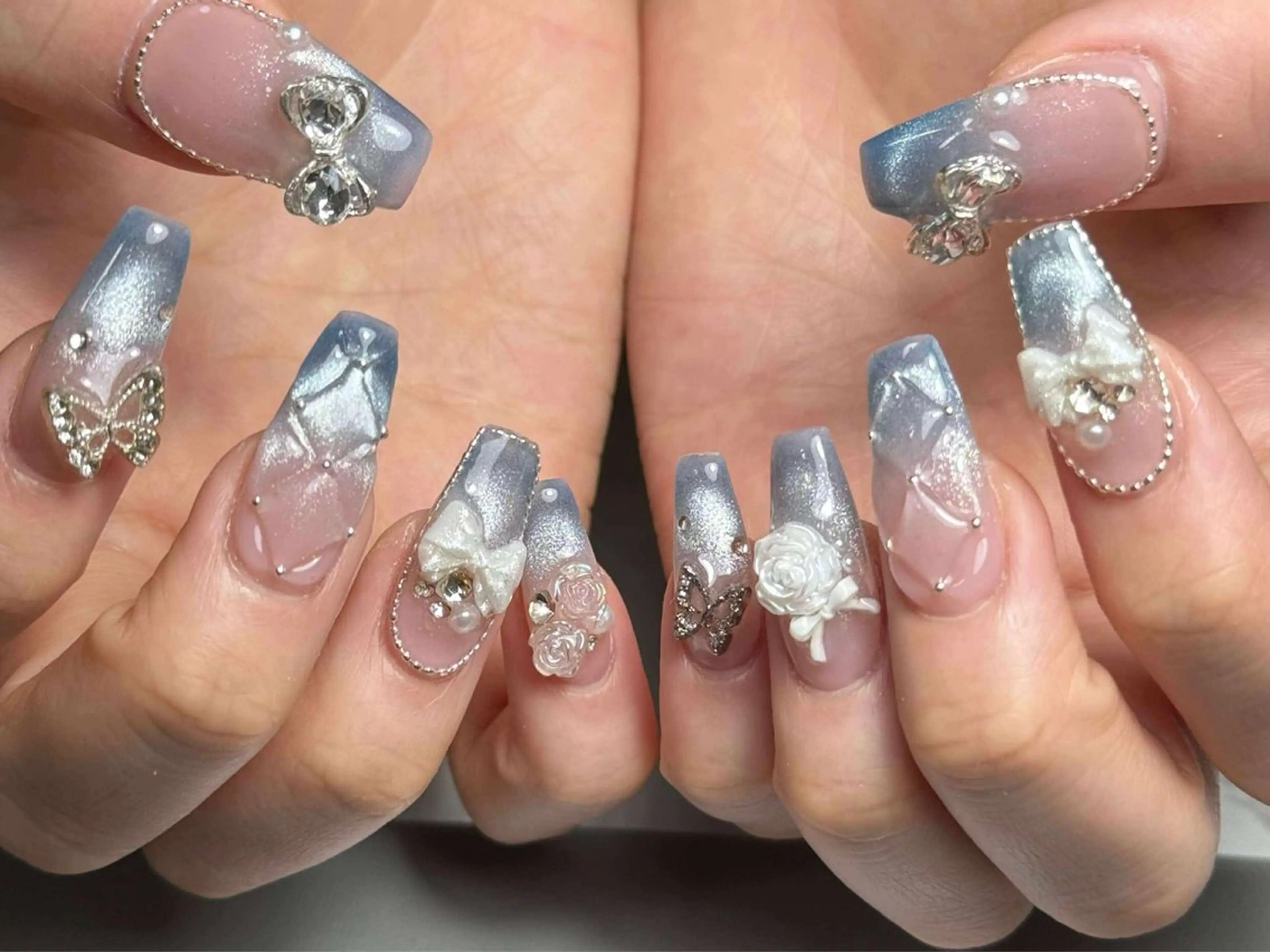 ネイル アートネイル フレンチネイル ジェルネイル グラデーション 韓国ネイル ハンドネイル ハンドケア さくら💮💮 【オフ無料】のネイルデザイン