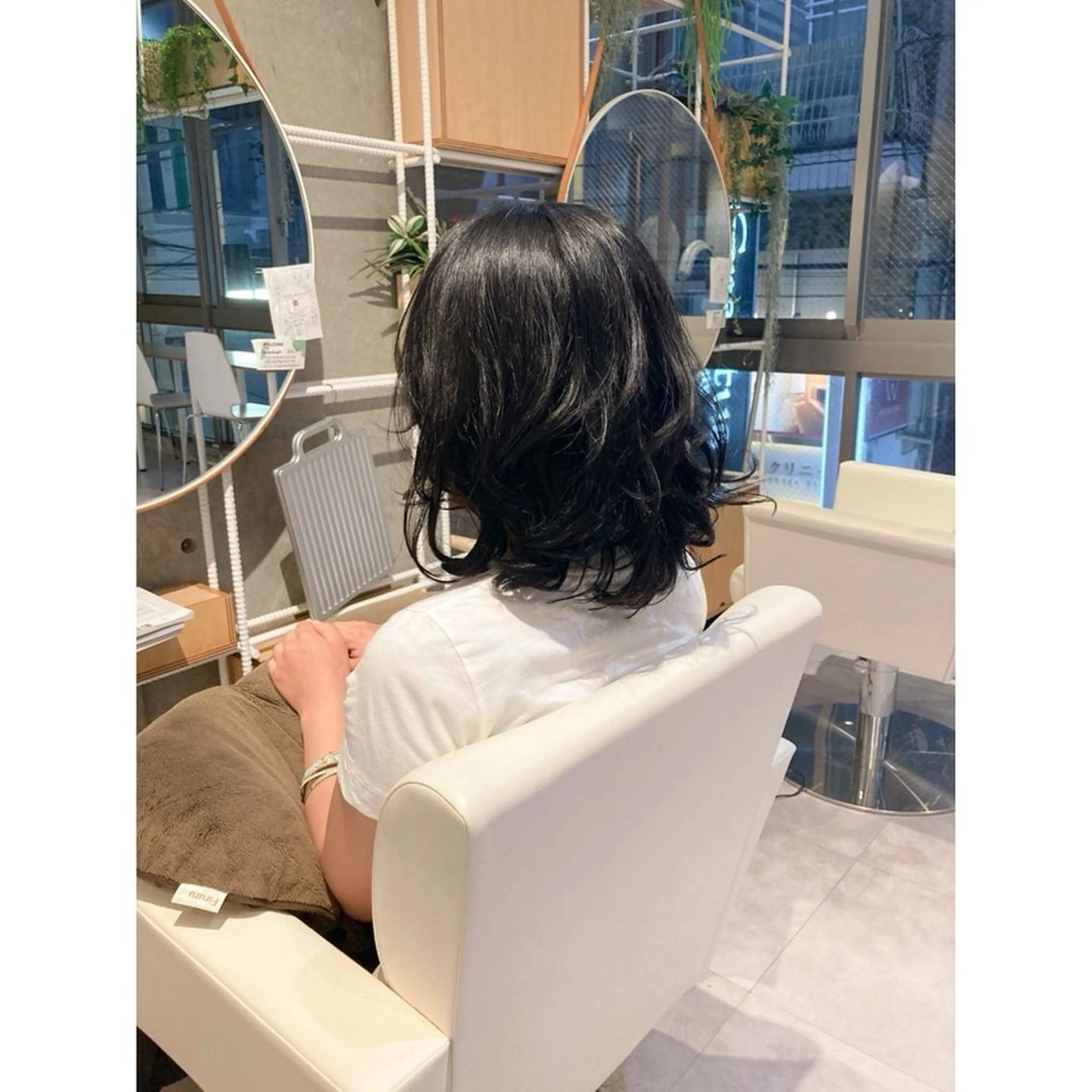 ミディアム カット パーマ トリートメント ヘッドスパ Grantus (グランタス )のヘアスタイル