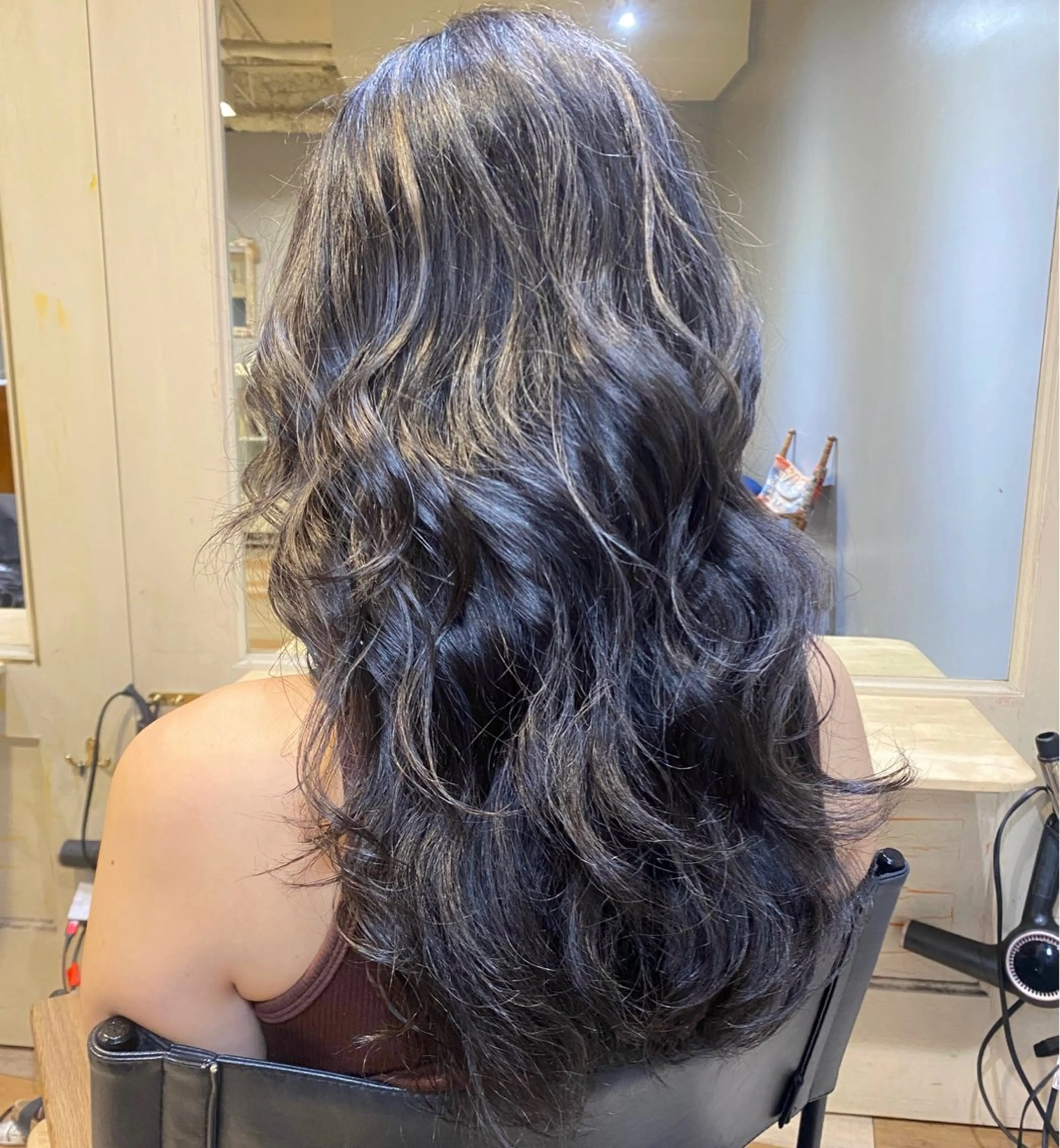 ロング カラー ブリーチ ケアブリーチ デザインカラー ハイライトカラー ハイライト ヘアカラー メンズカット/パーマ 艶カラーTAIGA︎のヘアスタイル