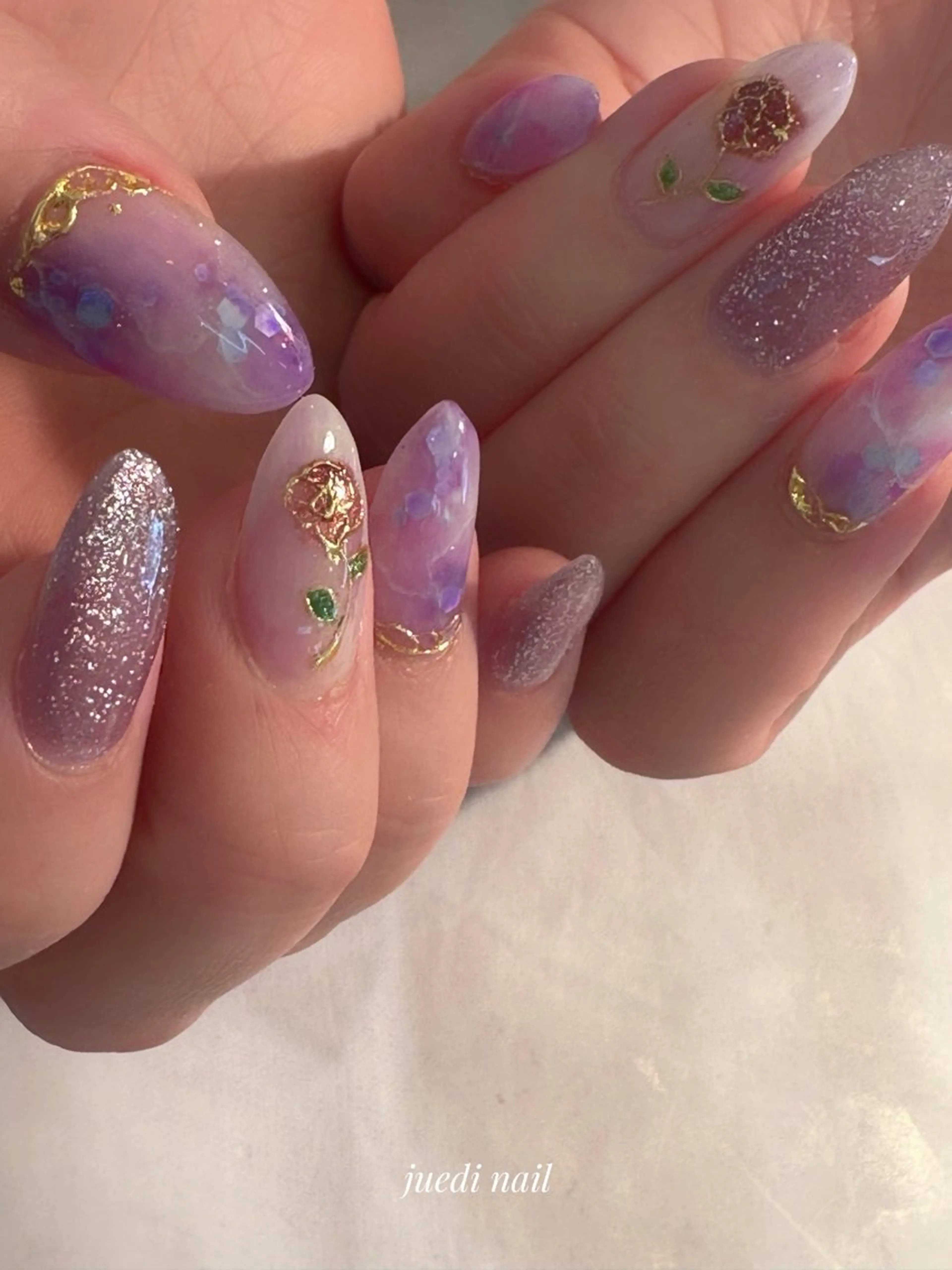 ネイル juedi nail(木曜日のネイル)所属・juedi nail 〜木曜日のネイル〜のネイルデザイン