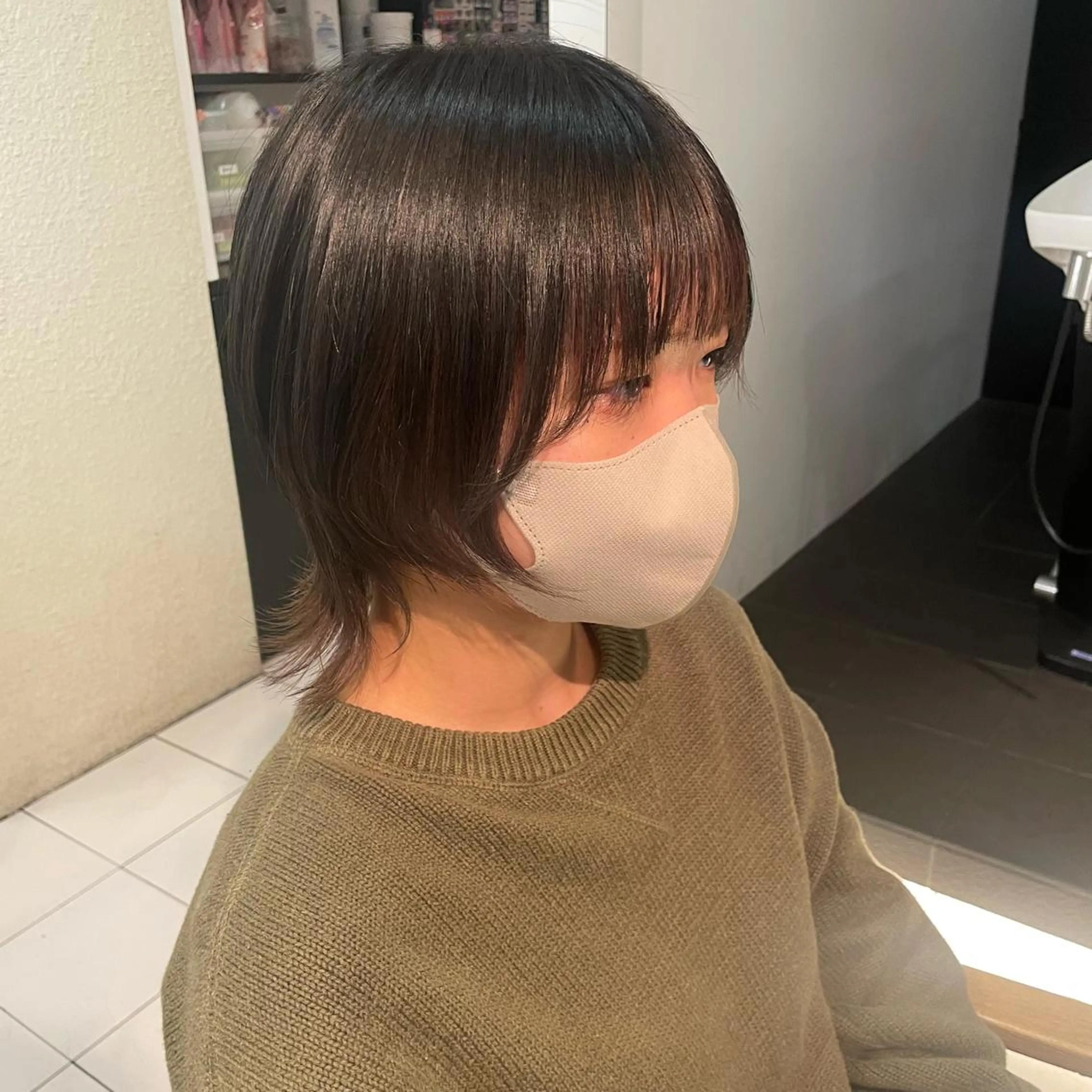 ミディアム カラー インナーカラー ウルフカット 透明感カラー/ 寺田千雅子のヘアスタイル