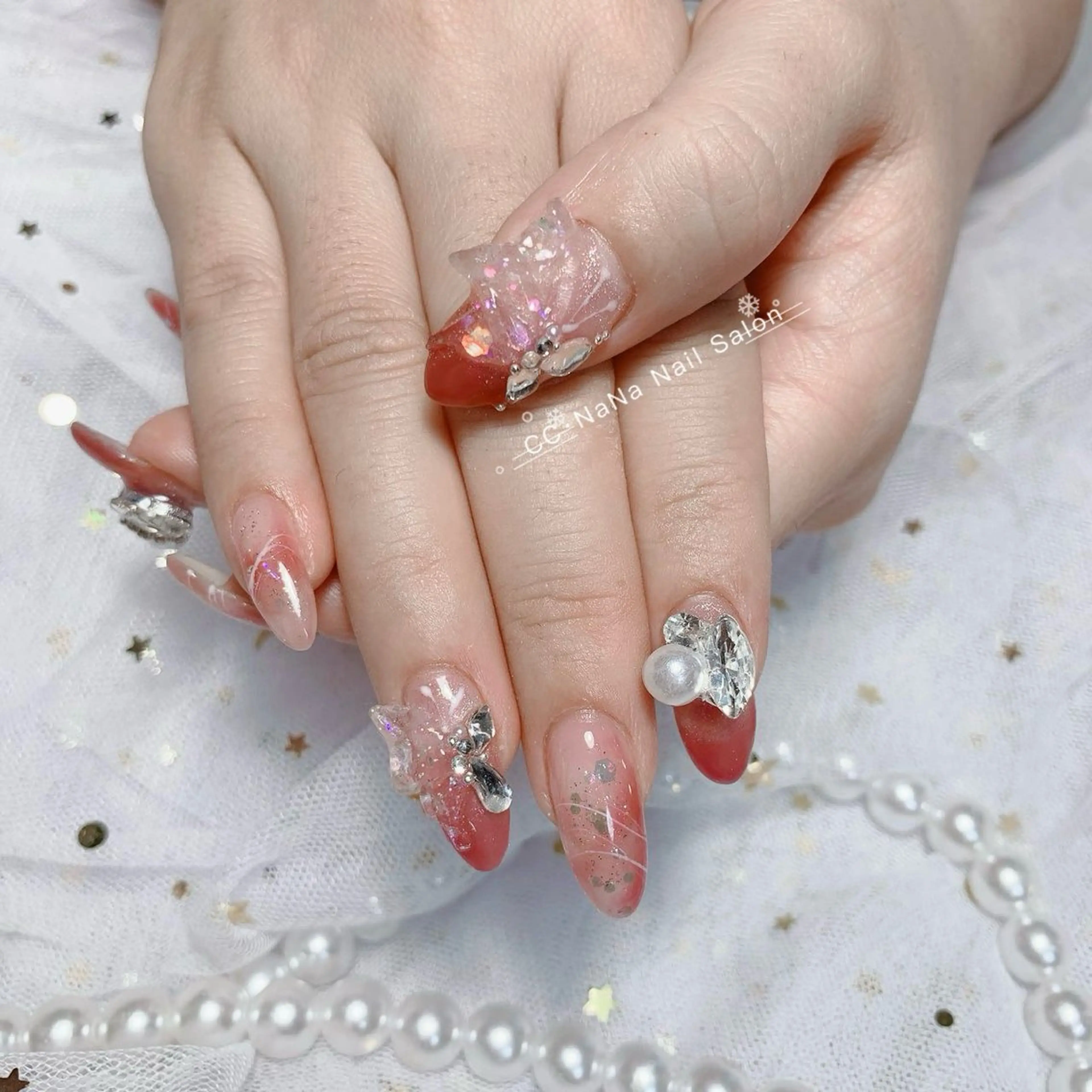 ネイル アートネイル チークネイル フラッシュネイル ジェルネイル グラデーション ハンドネイル 💎CC・NaNa 韓国風ネイル🌙Cのネイルデザイン