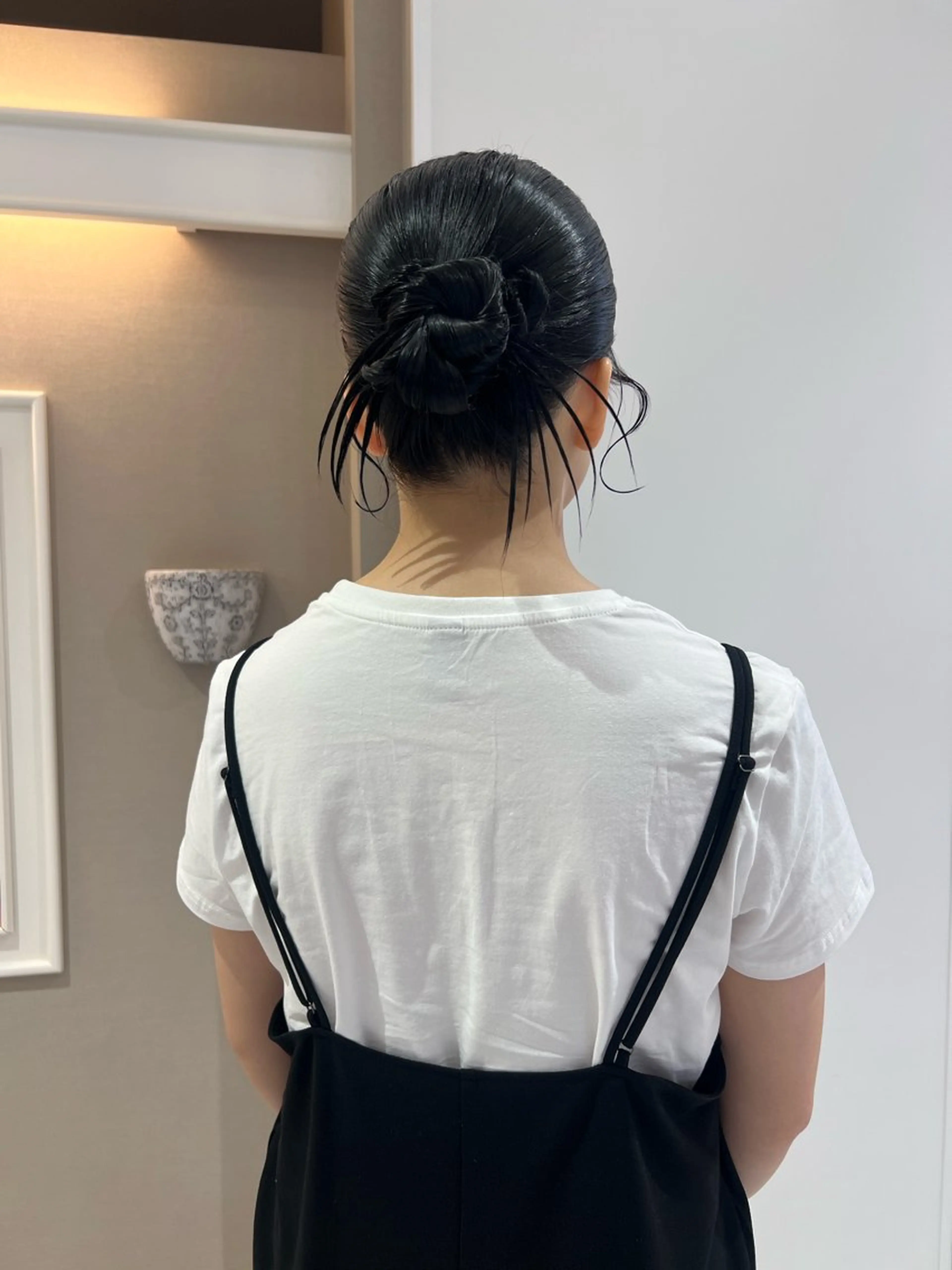 ロング ヘアアレンジ ヘアセット karin🌛ボブ/ 透明感たっぷりカラーのヘアスタイル