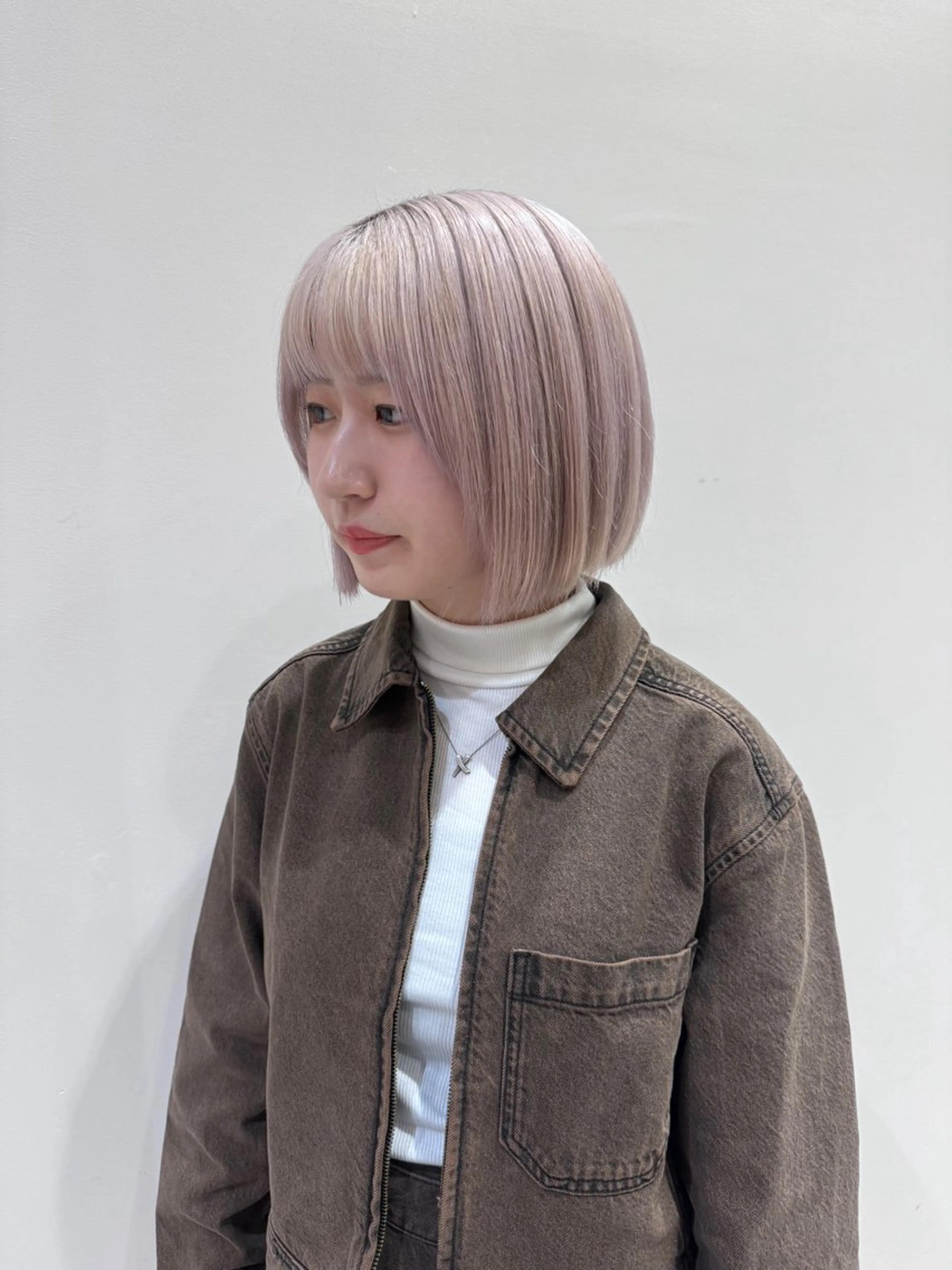 🦋《3月限定クーポン》🤍カット+ダブルカラー（ブリーチ+ワンカラー）+5stepトリートメントの写真