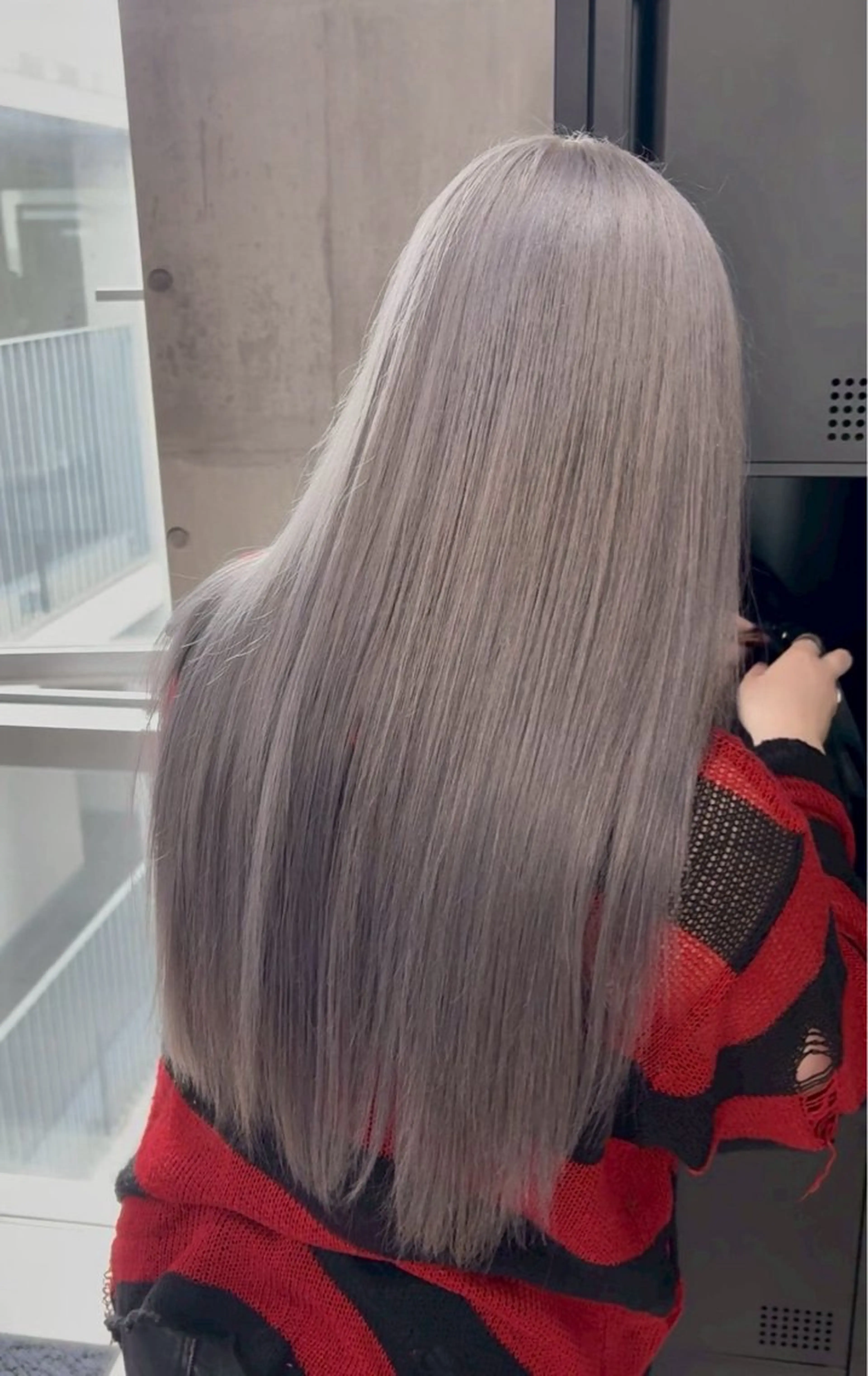 カラー 【🦋ハイトーンリタ ッチ🦋】ENAのヘアスタイル