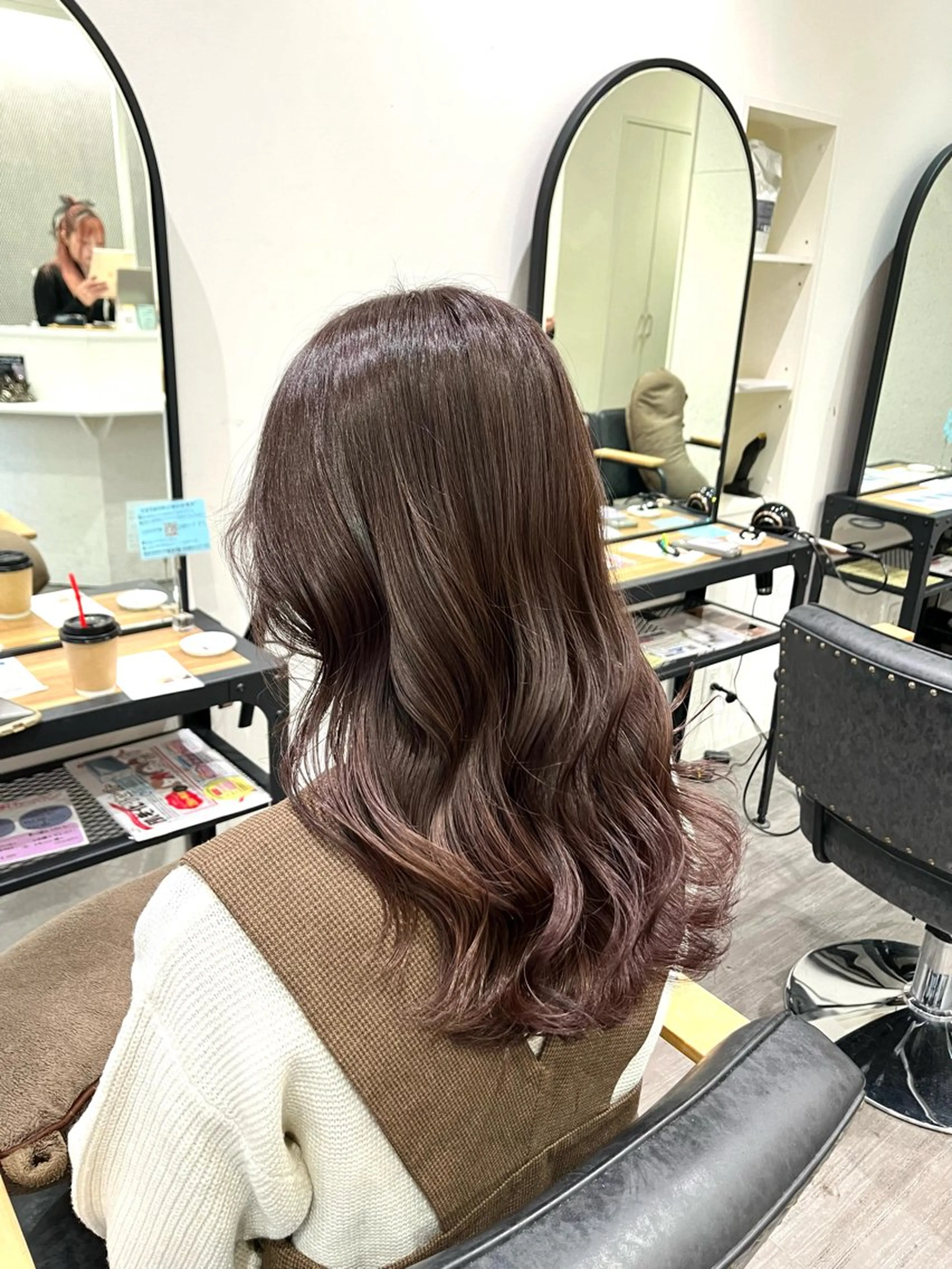 ロング カラー ブラウンカラー ピンクカラー ピンクブラウン ヘアカラー cocotte🫧 絹村 琴美のヘアスタイル
