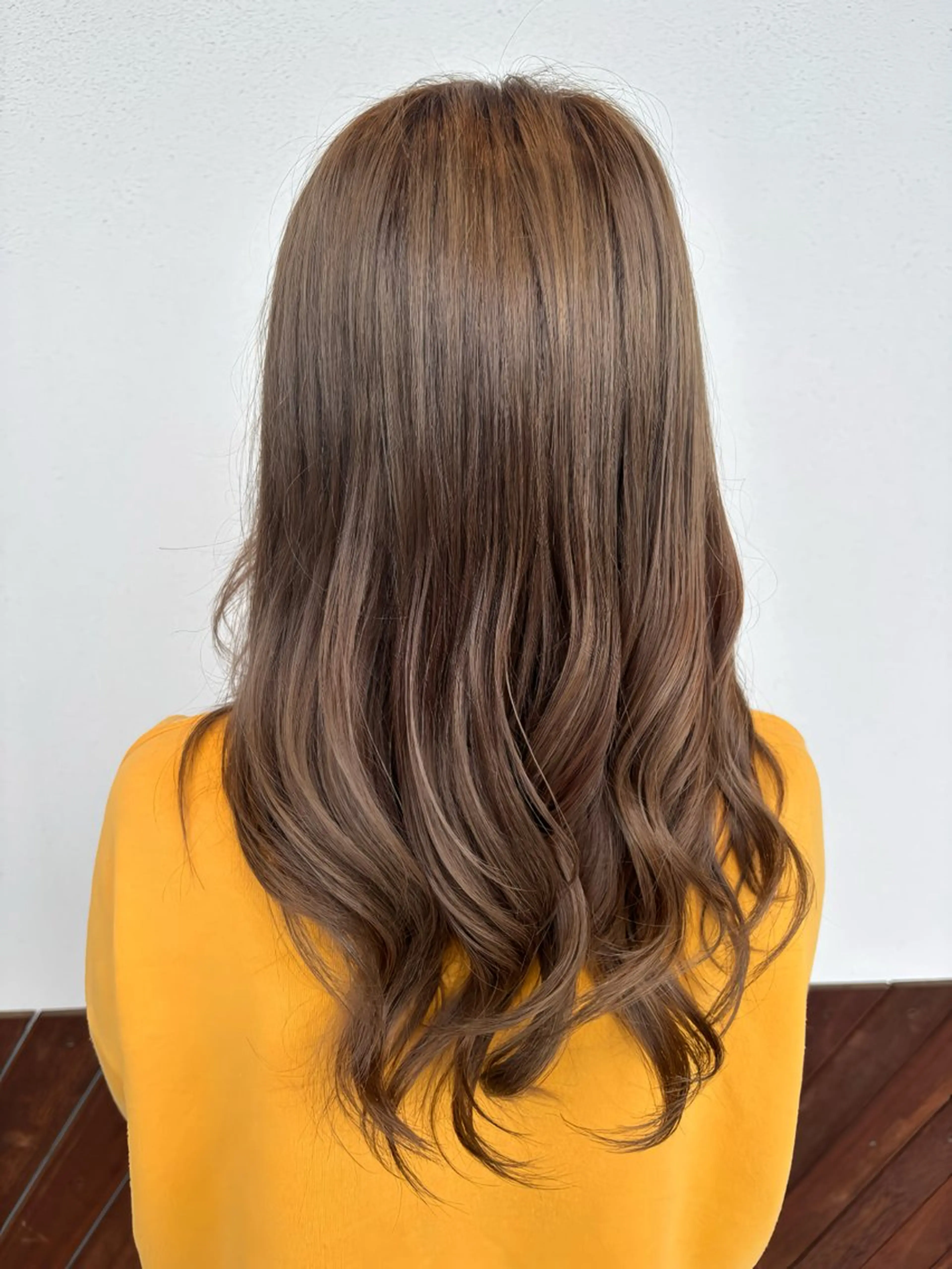 ロング ルプラボウ あいか 韓国ヘア/艶髪のヘアスタイル