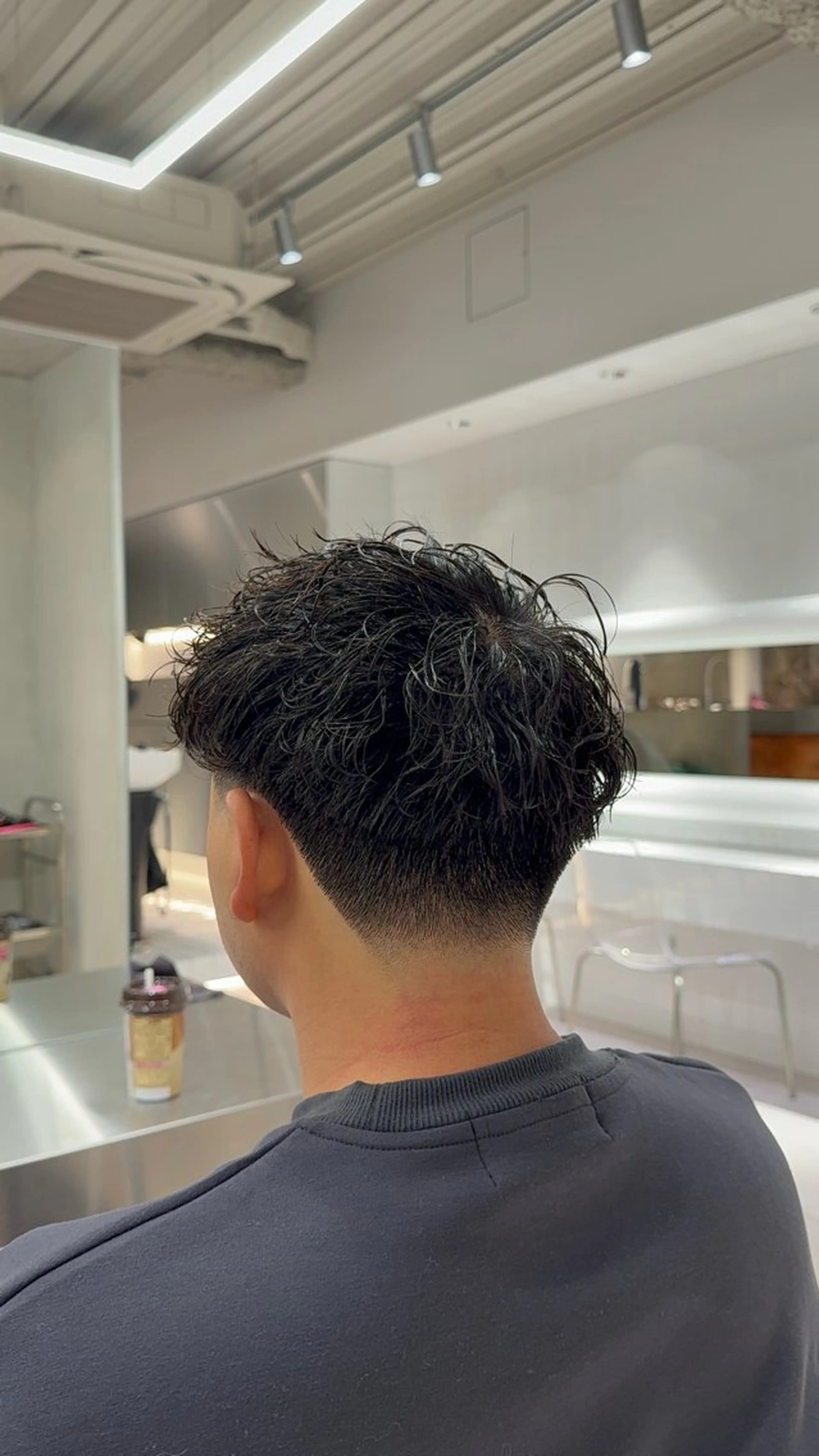 ショート パーマ メンズ フェードカット メンズパーマ シャドーパーマ メンズショート ショートヘア MEN’S SALON HAVANA所属・渋谷/メンズ/パーマ /フェード/千尋のヘアスタイル