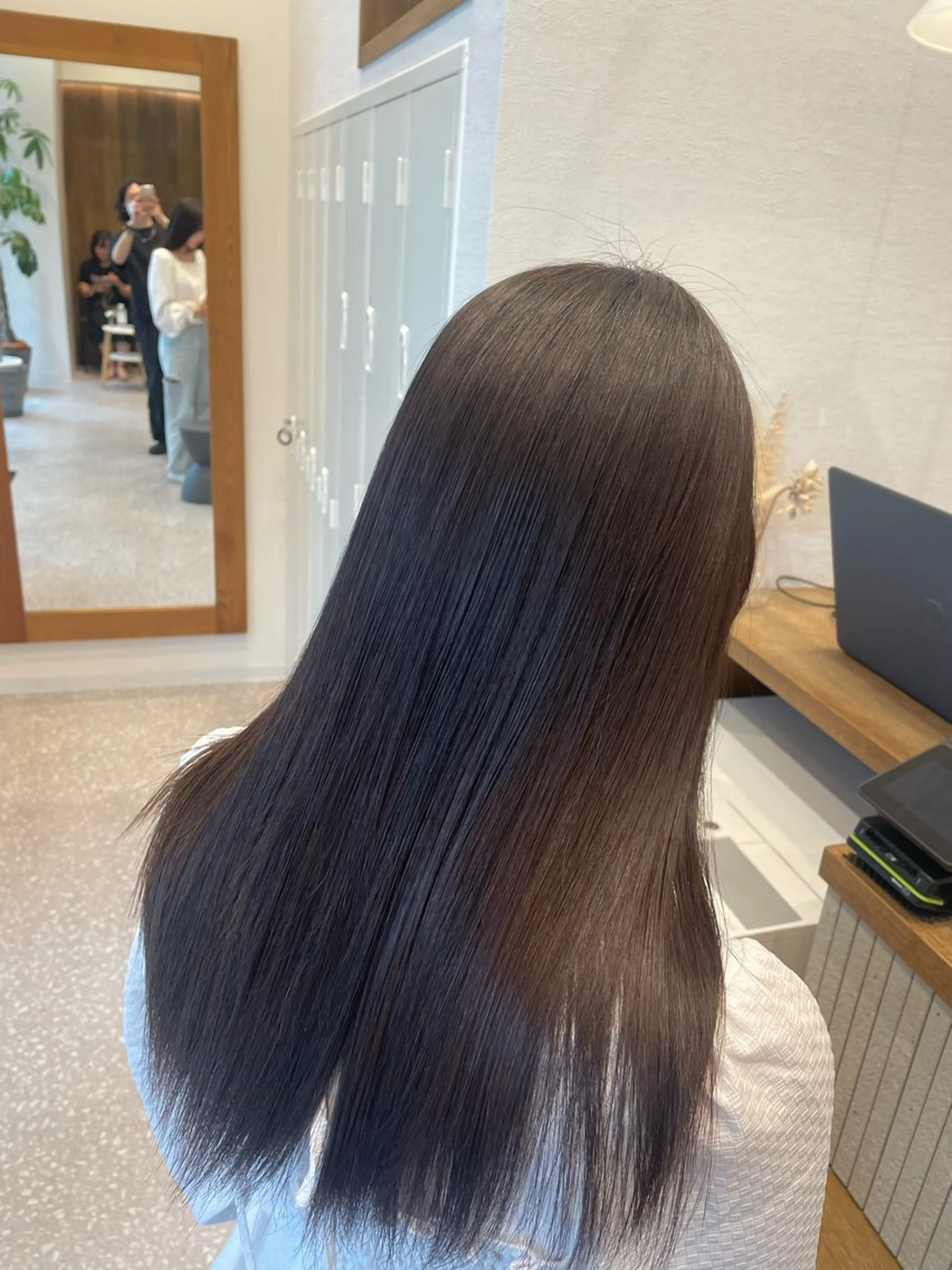 ロング 髪質改善 縮毛矯正 トリートメント カット 縮毛矯正 トリートメント 荒木 理緒のヘアスタイル