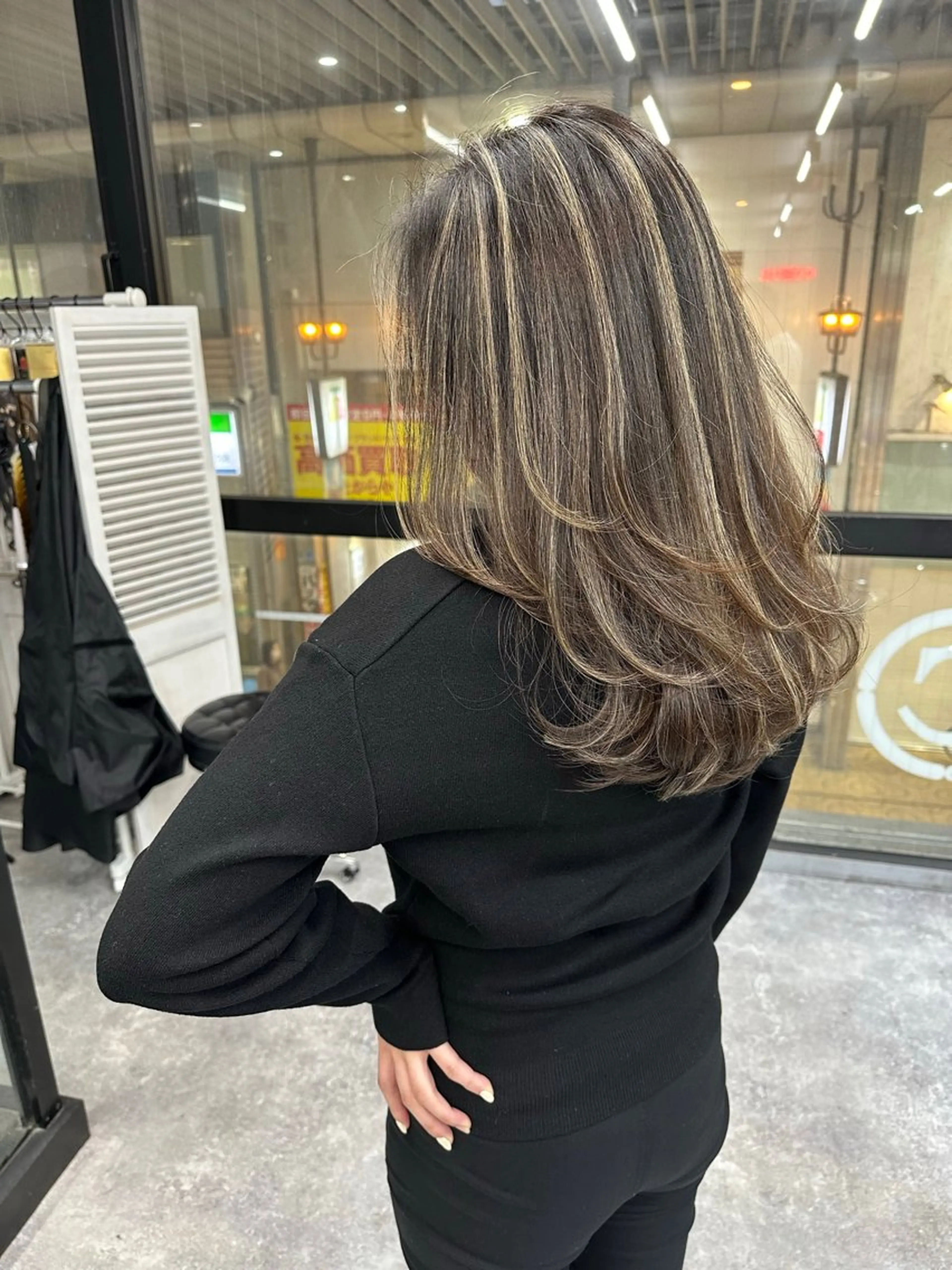 セミロング セミロングパーマ ミストバング ハイライト 髪質改善 ヨシンモリ HAIR SMILE COEURのヘアスタイル