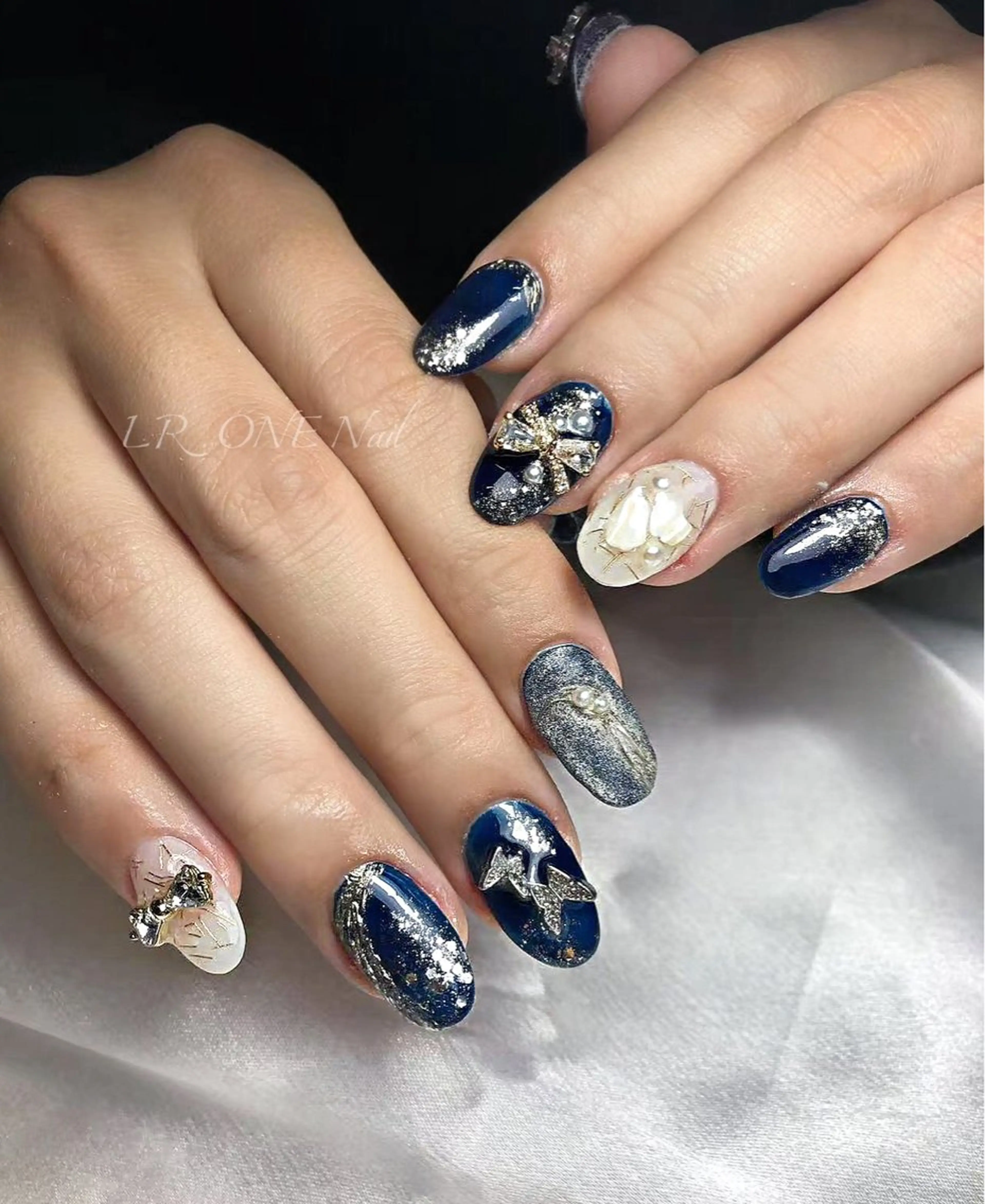 ネイル ハンドネイル LR.ONE ヨウのネイルデザイン