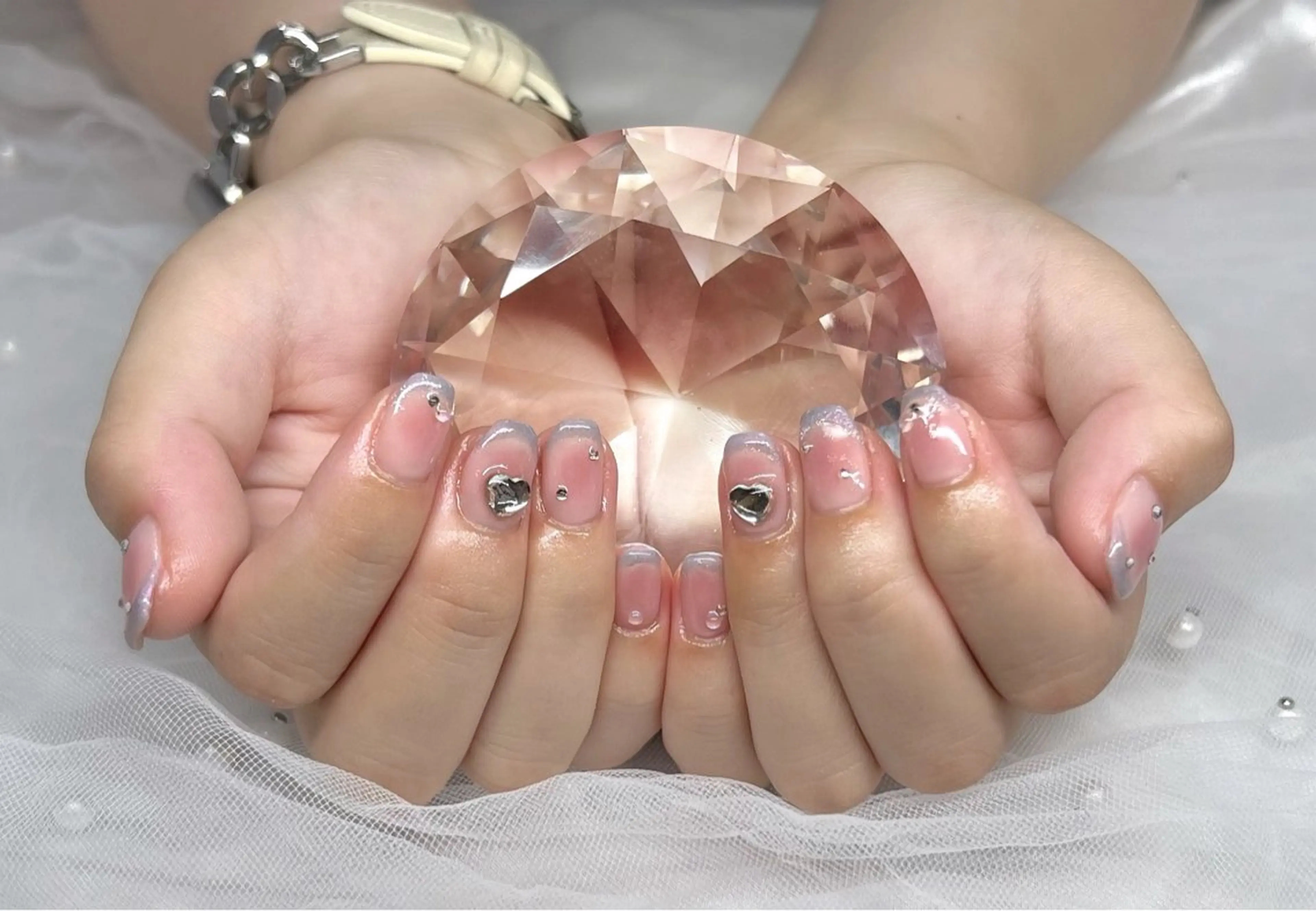 ネイル ハンドネイル Minako 【Charmant】のネイルデザイン