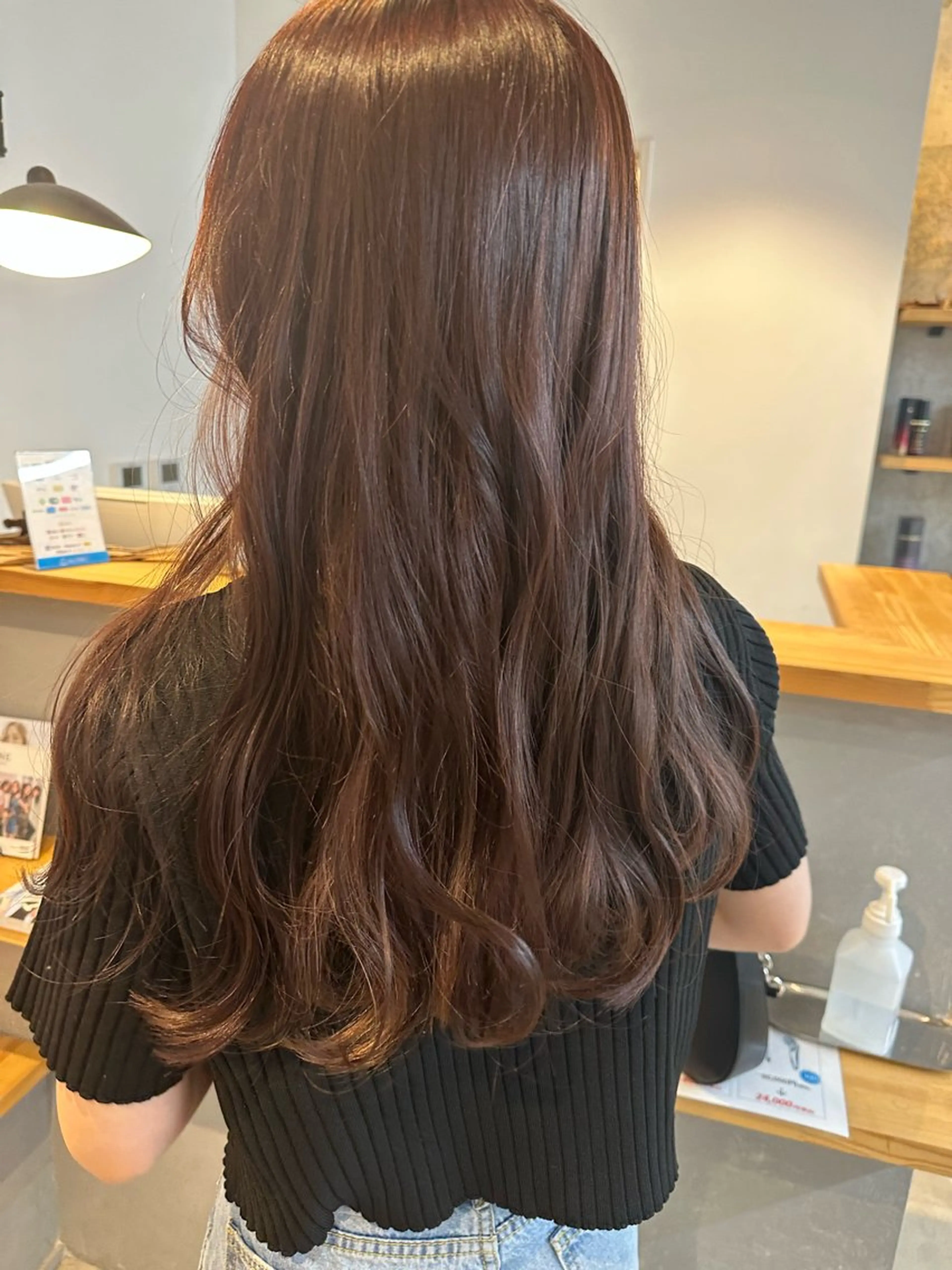 セミロング カラー yuika .のヘアスタイル