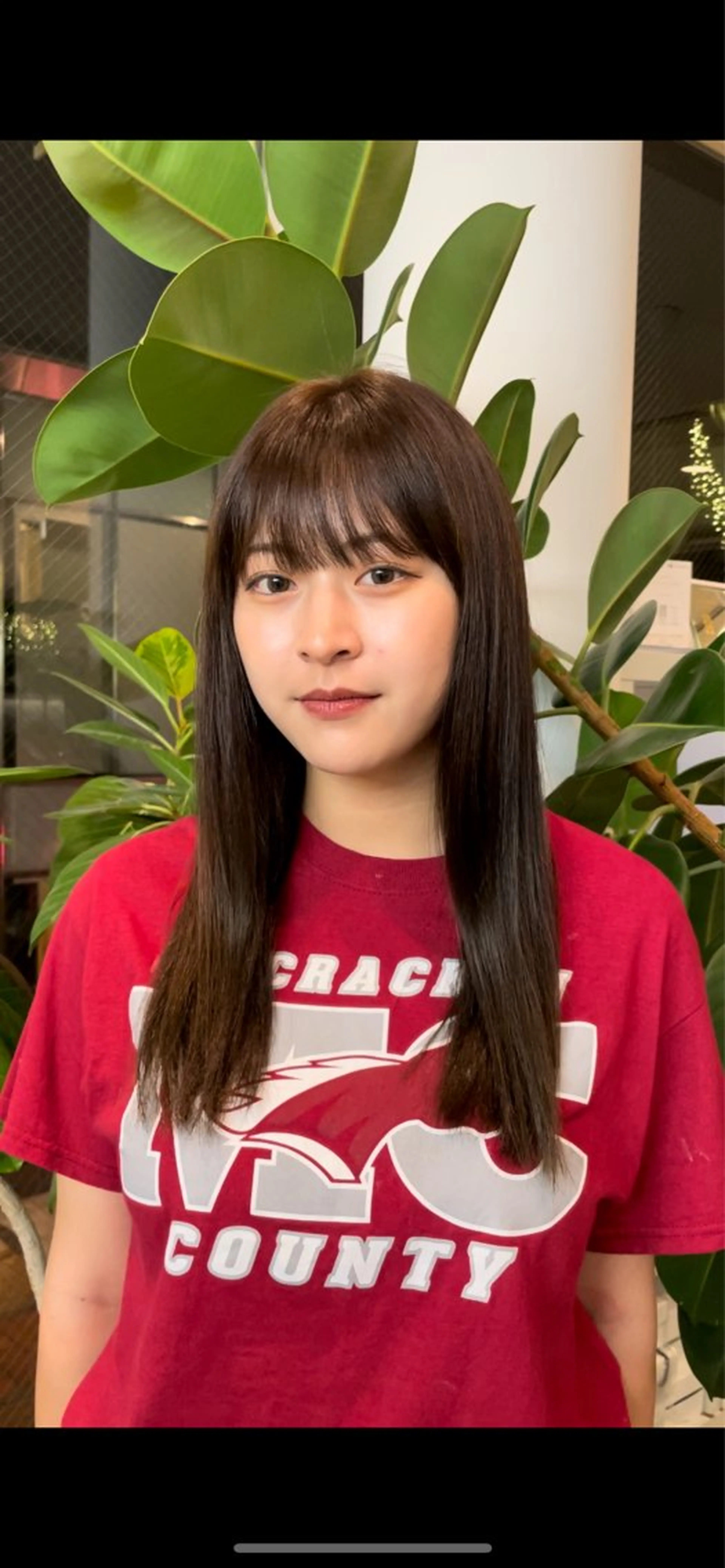 セミロング 近藤 理子のヘアスタイル