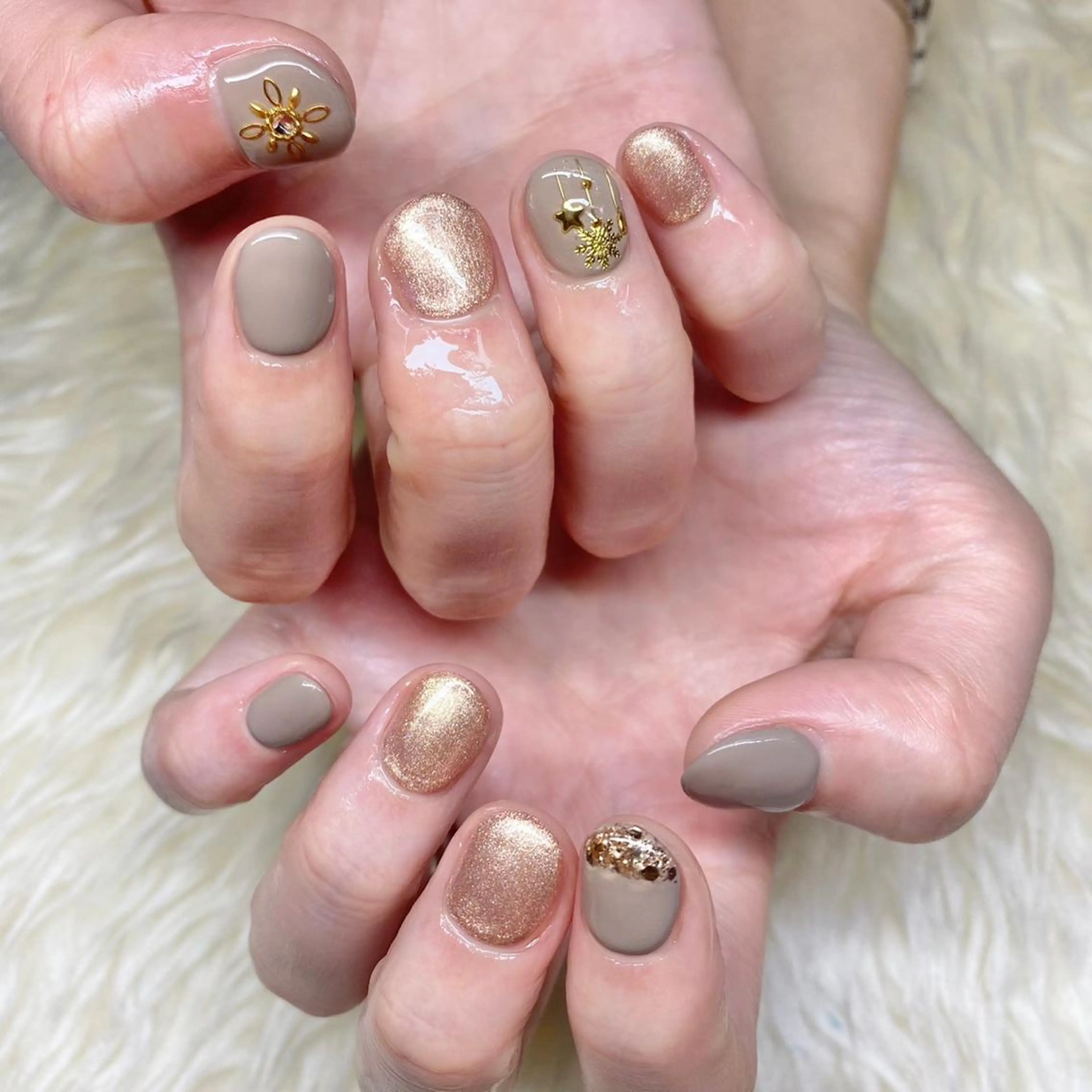 ネイル 冬ネイル クリスマス ハンドネイル Nail&eye Belire 新宿のネイルデザイン