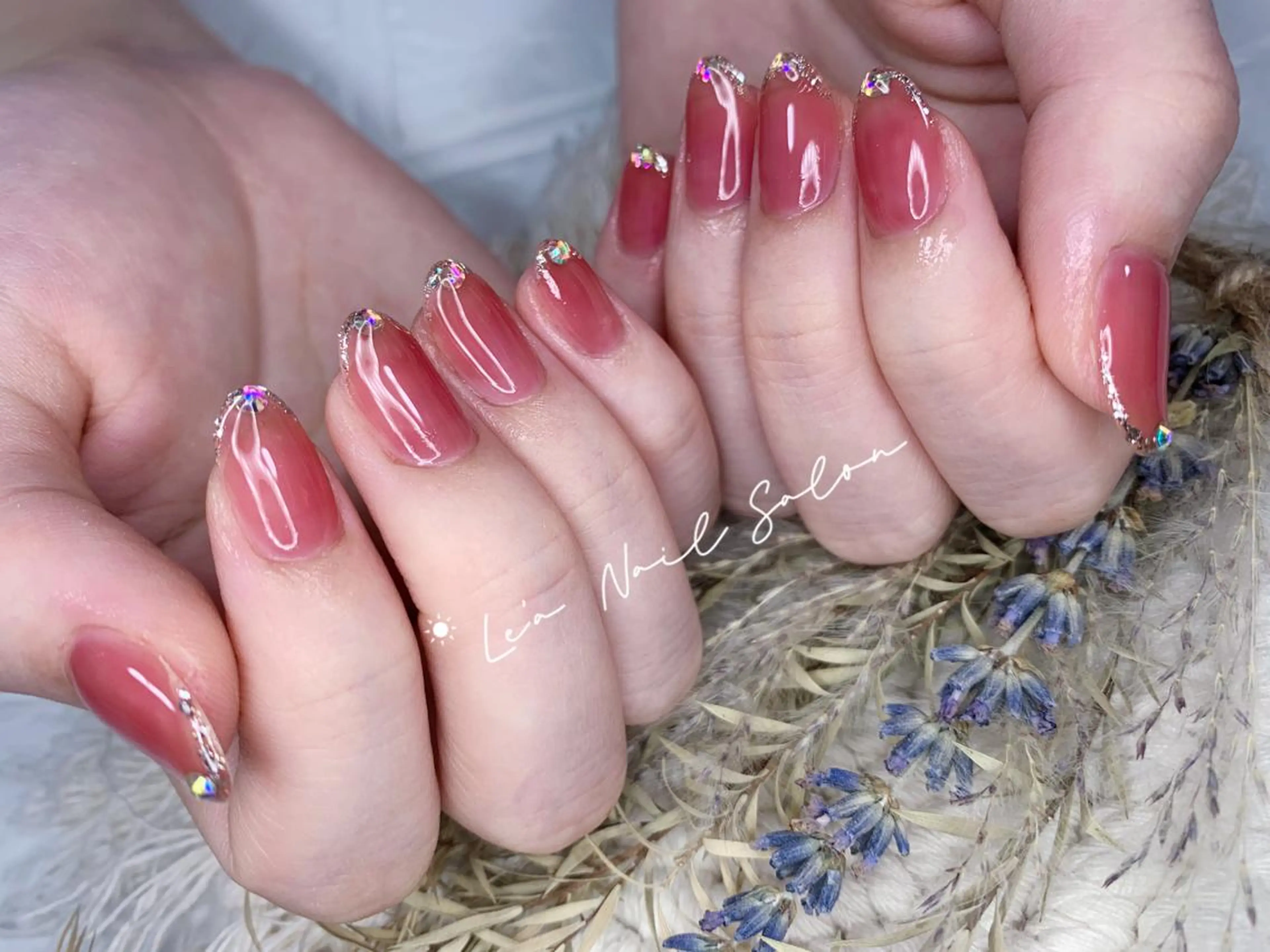 ショート カラー ネイル Lea NAILsalon所属・Le’a NailSalonのネイルデザイン