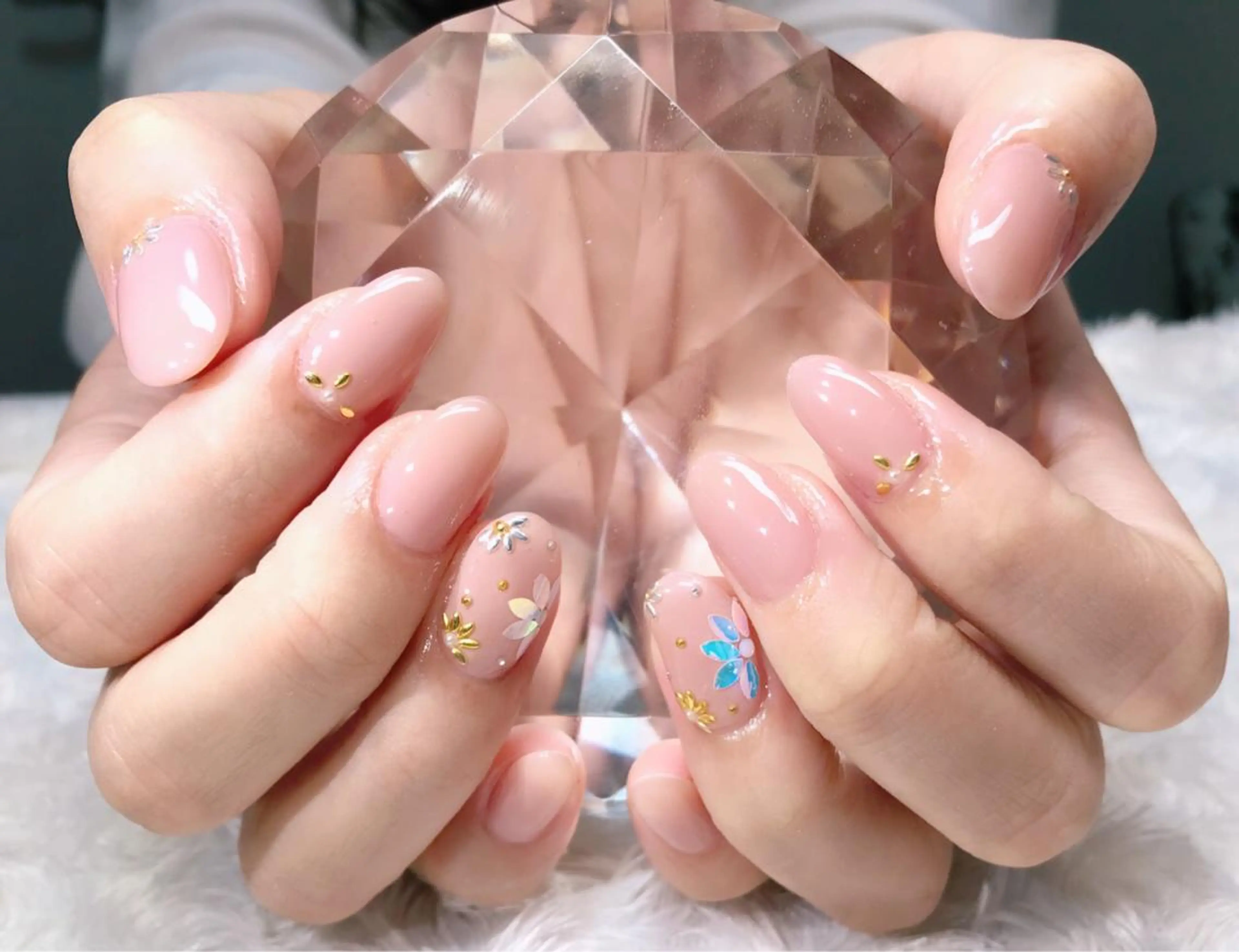 ネイル アートネイル ハンドネイル ハンドケア muu. maiのネイルデザイン