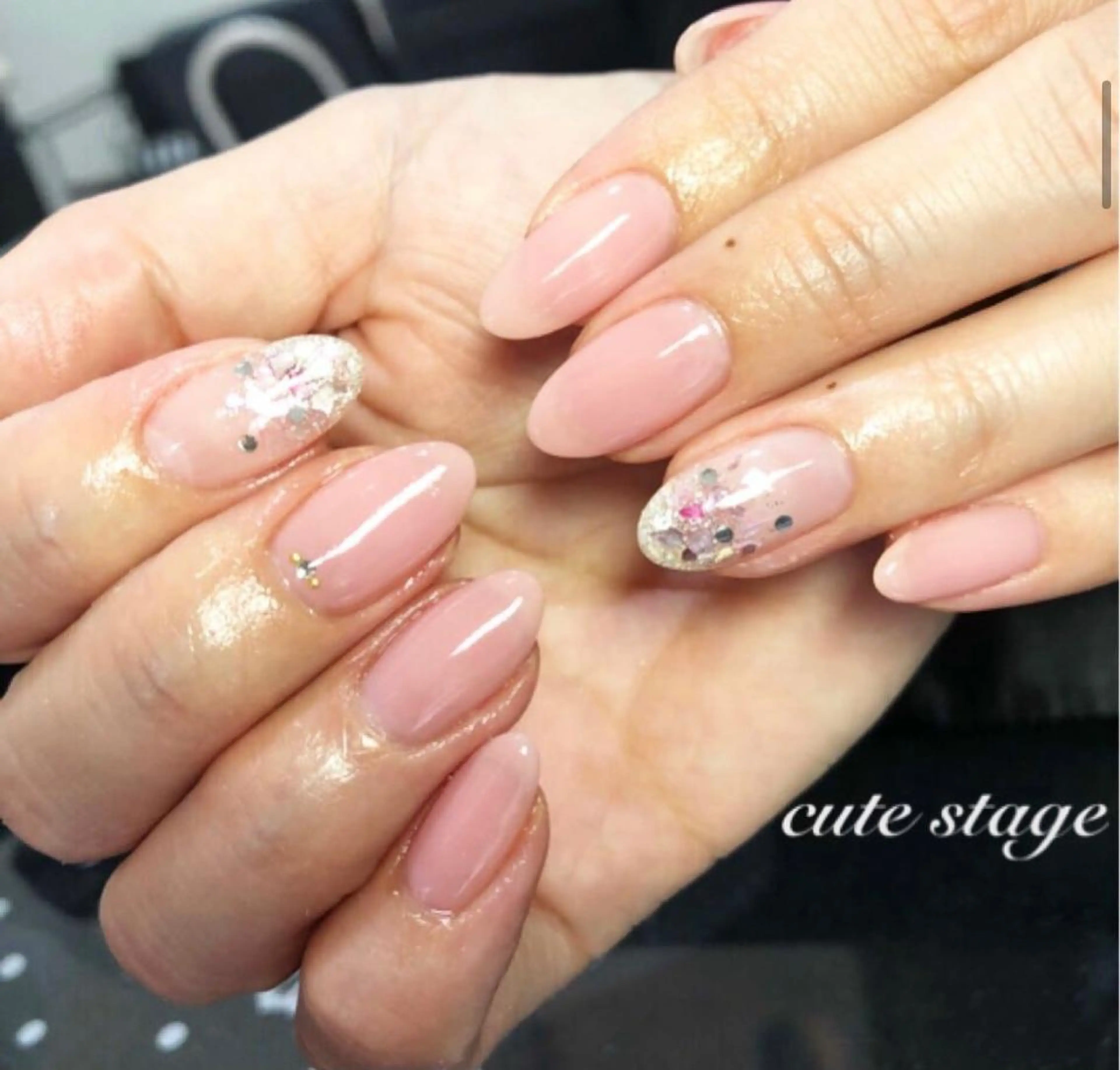 ネイル アートネイル ストーンネイル cute stage所属・CUTE STAGEのネイルデザイン