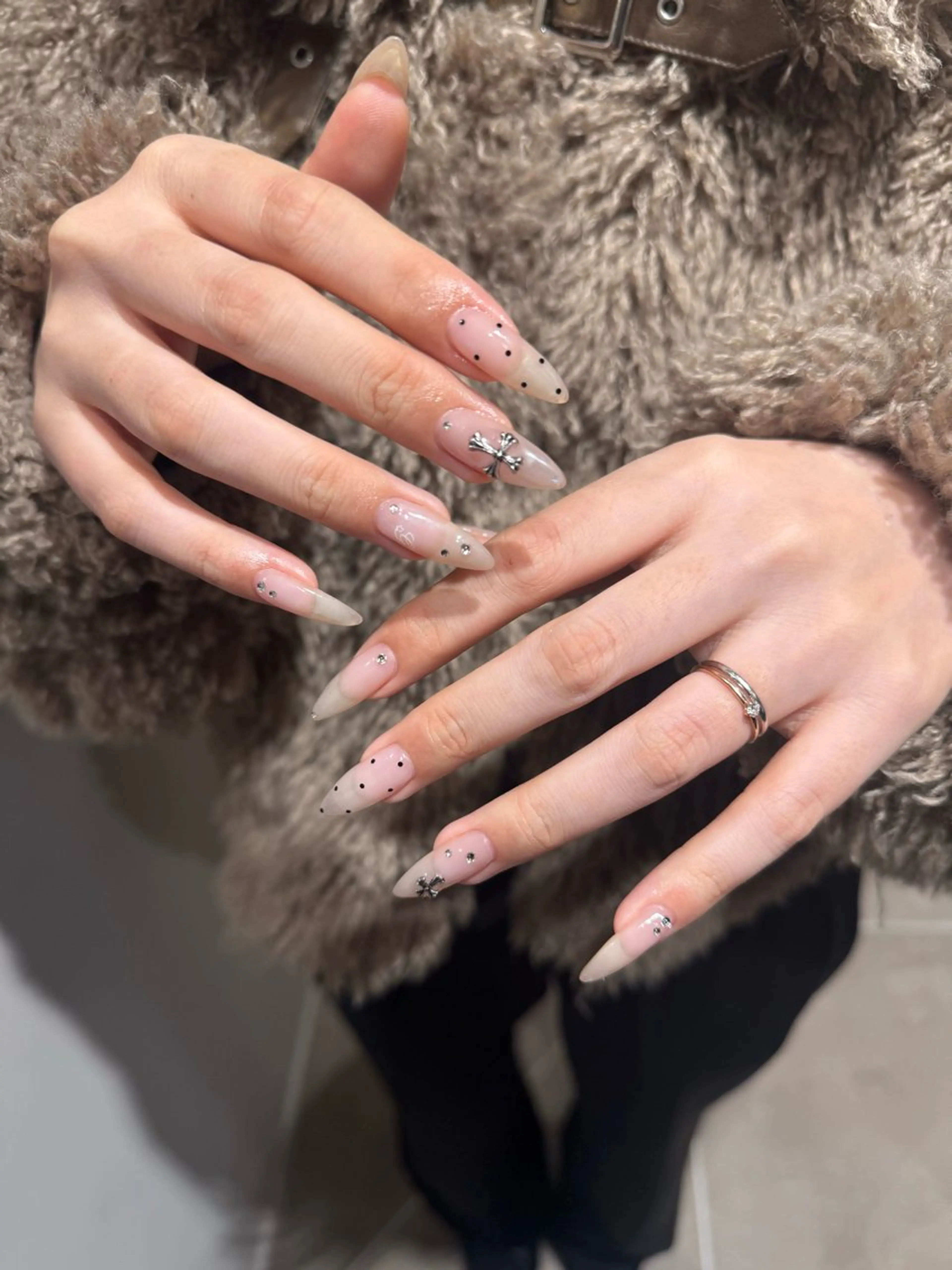 ネイル ドット Miyao Mikiのネイルデザイン