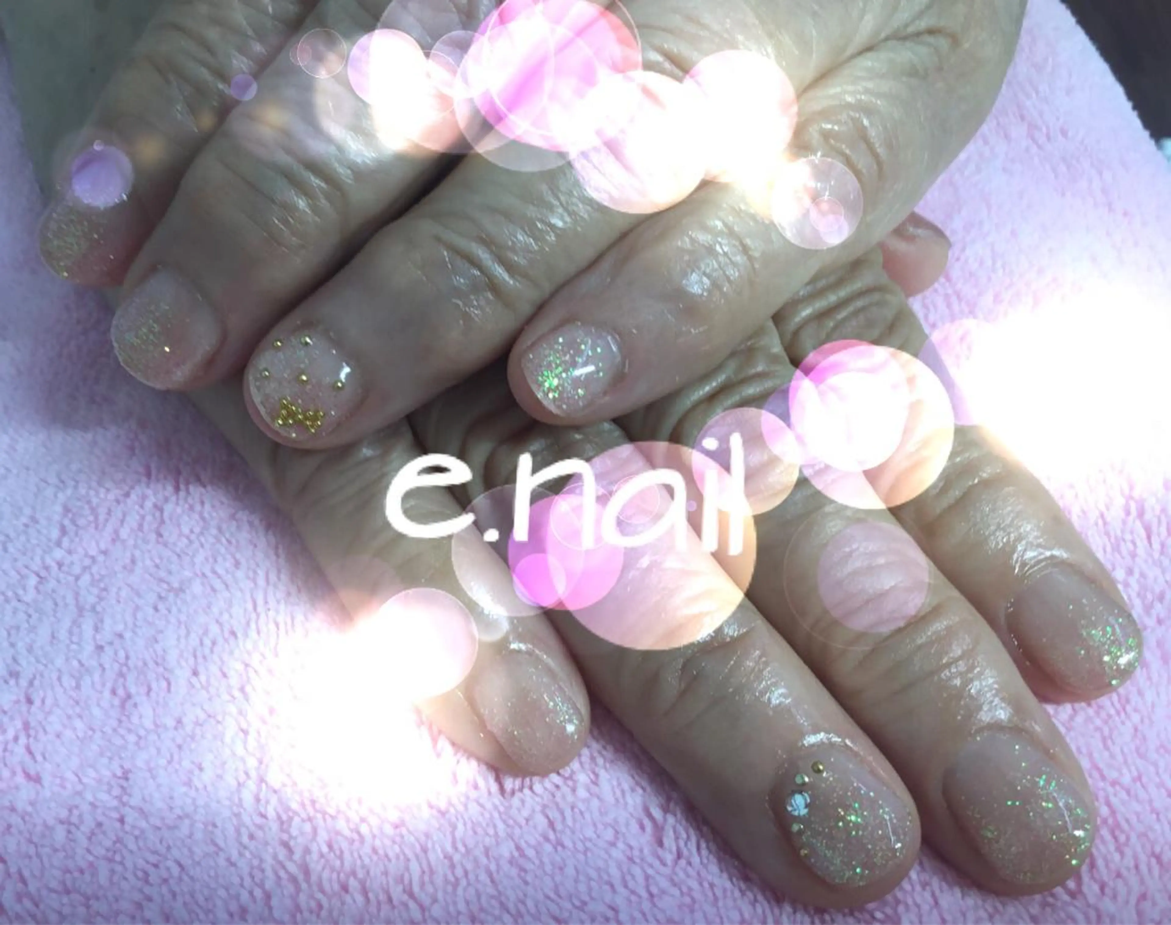 ネイル e.nail所属・和賀井 恵理のネイルデザイン