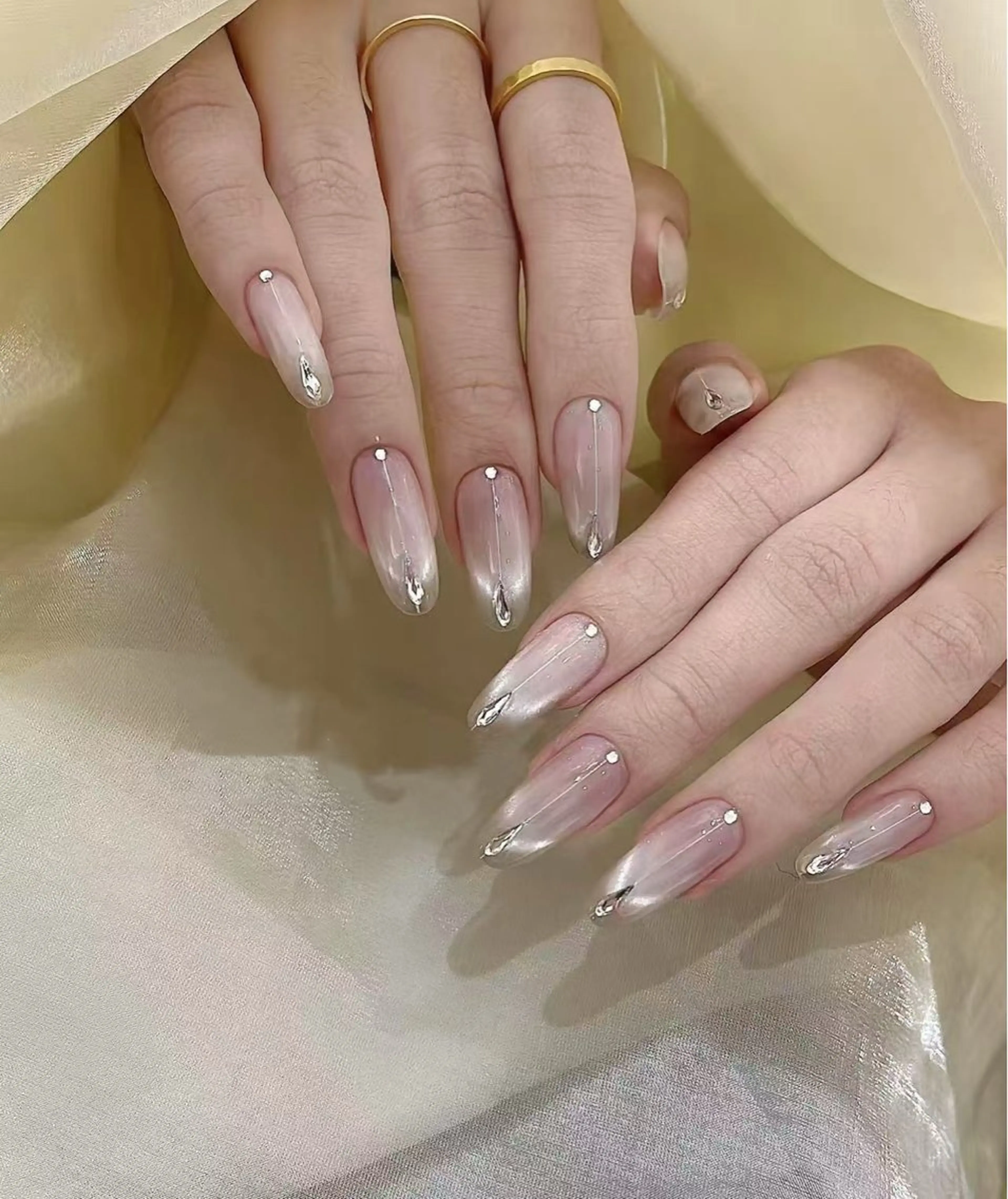 ネイル フラワーネイル フレンチネイル ジェルネイル ガラスフレンチ ハート ハンドネイル BabyYouMi nailのネイルデザイン