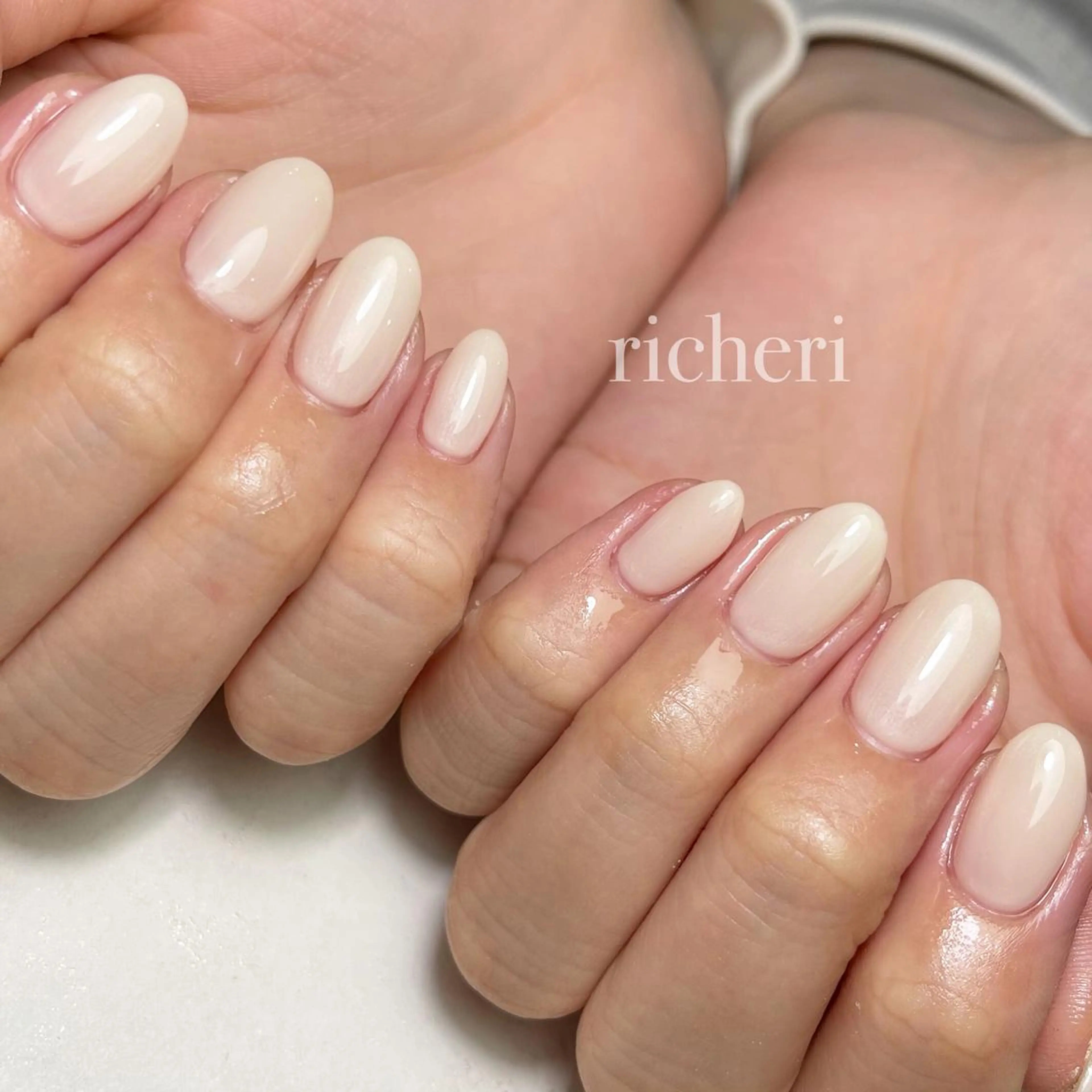 ミディアム ネイル ハンドネイル richeri beautyのエステ・リラクイメージ