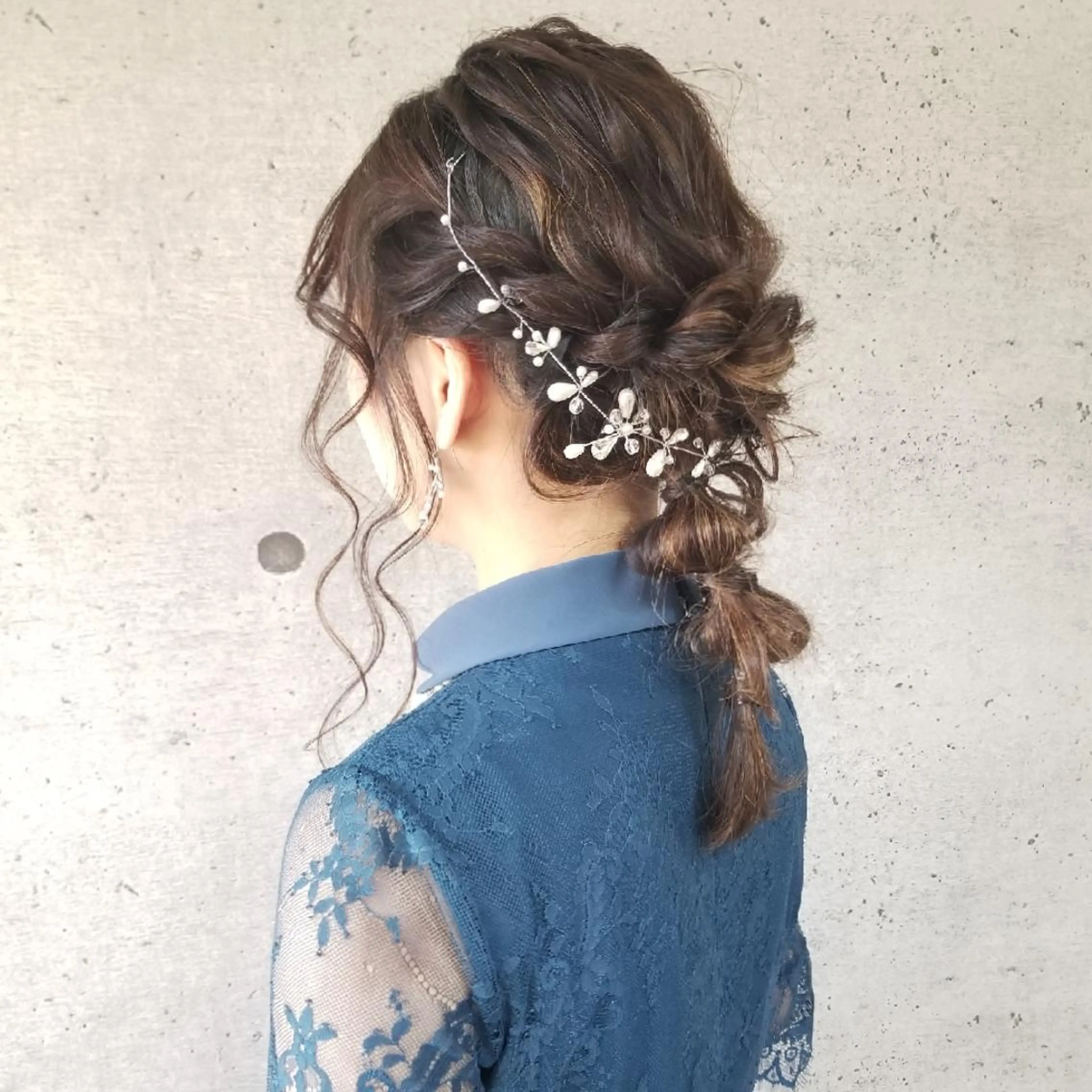 セミロング ヘアアレンジ Day＆Night所属・Day&Night [店長]Chiakiのヘアスタイル