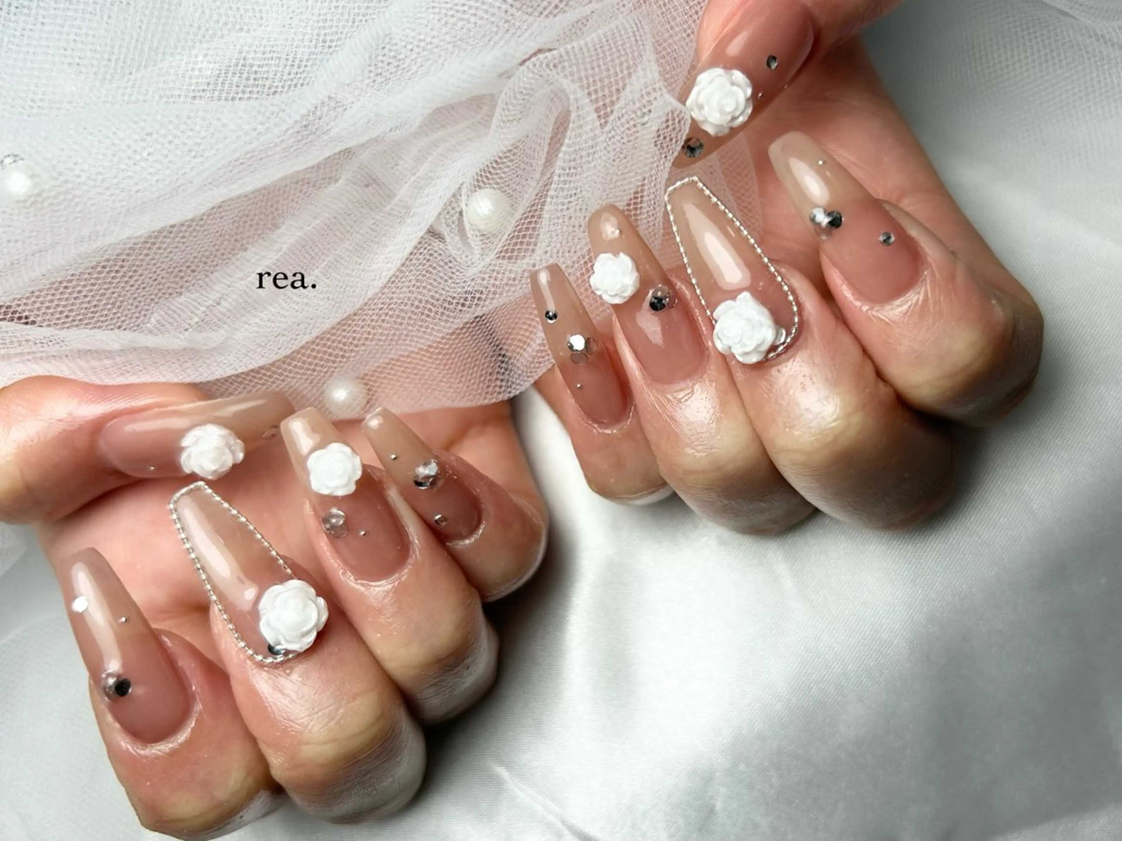 ネイル ハンドネイル フットネイル rea .のネイルデザイン