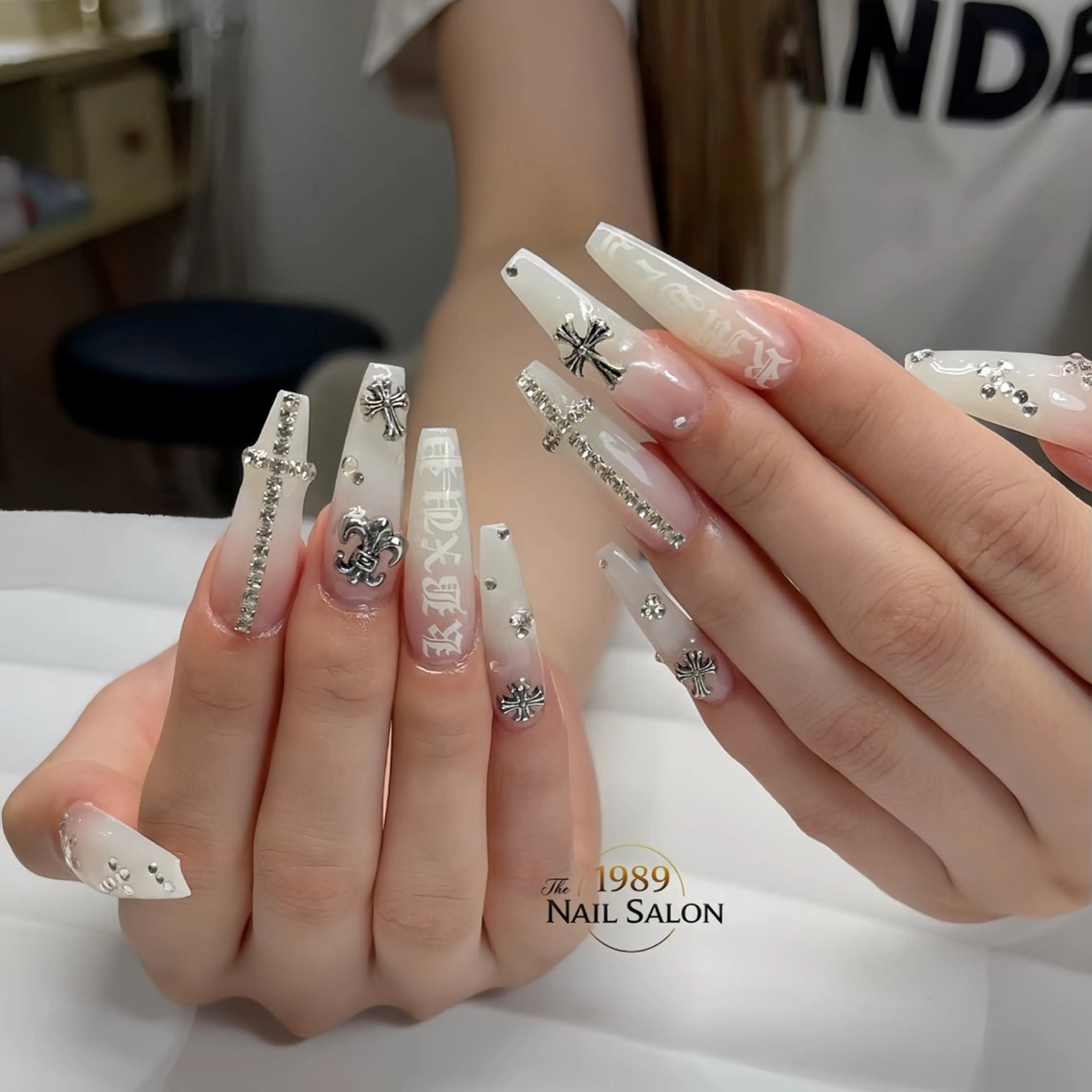 ネイル ハンドネイル The 1989 Nail Salonのネイルデザイン