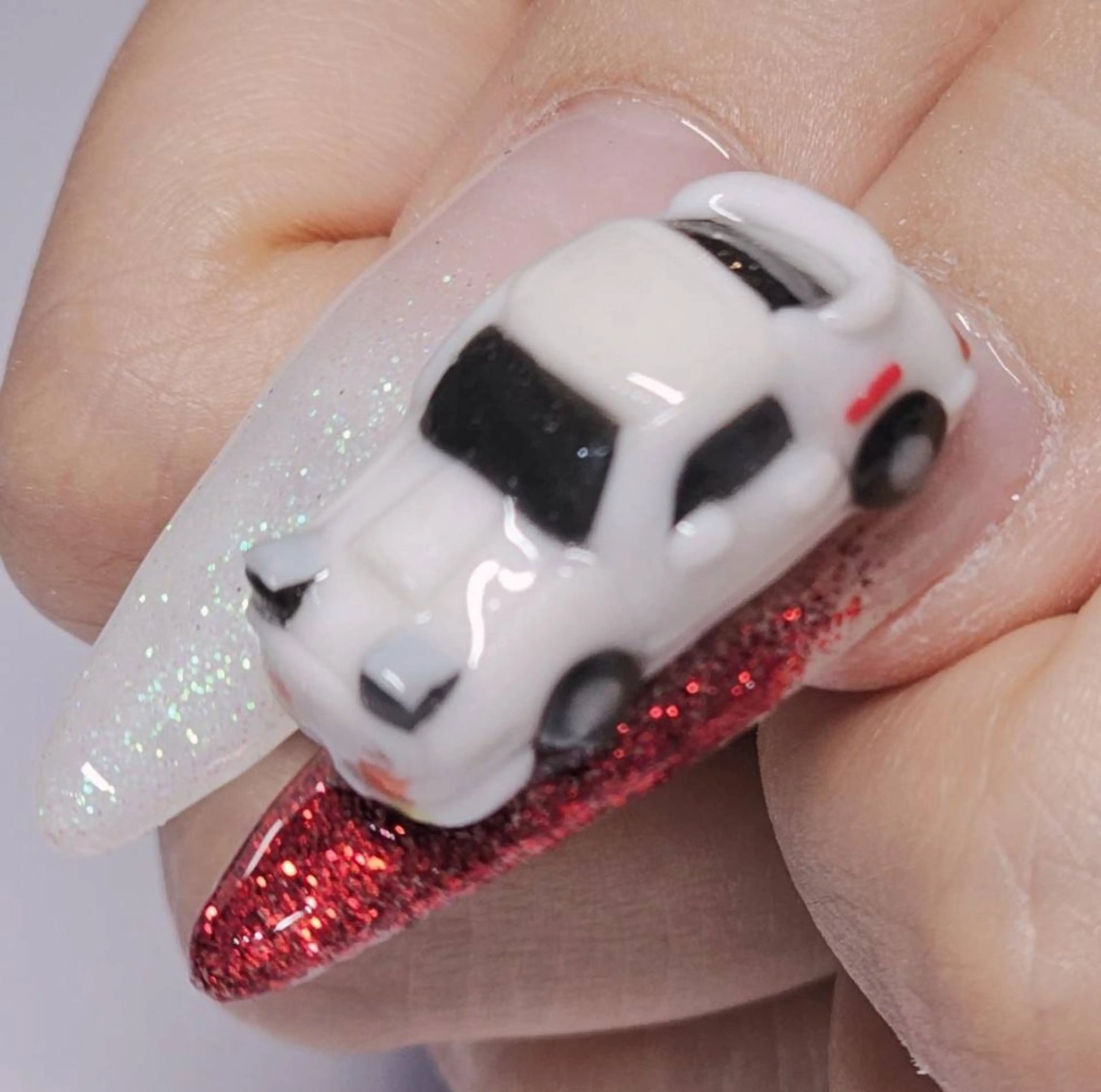 ネイル アートネイル グラデーション ラメ(グリッター) ラメグラデーション 赤色 ハンドネイル よしだ ひろきのネイルデザイン