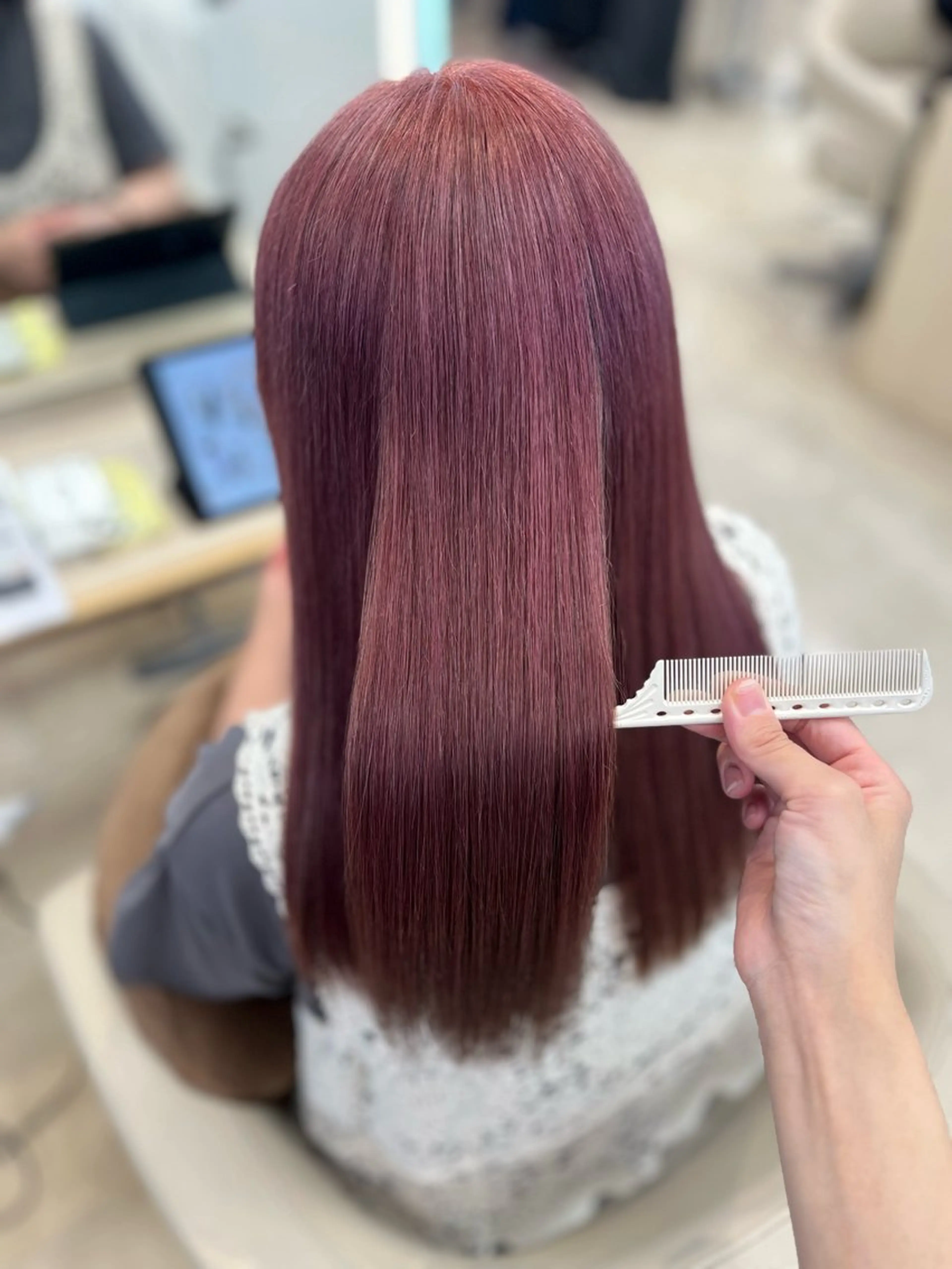 セミロング パーマ カット 縮毛矯正 トリートメント 暖色専門美容師🎀 お客様満足度◎のヘアスタイル