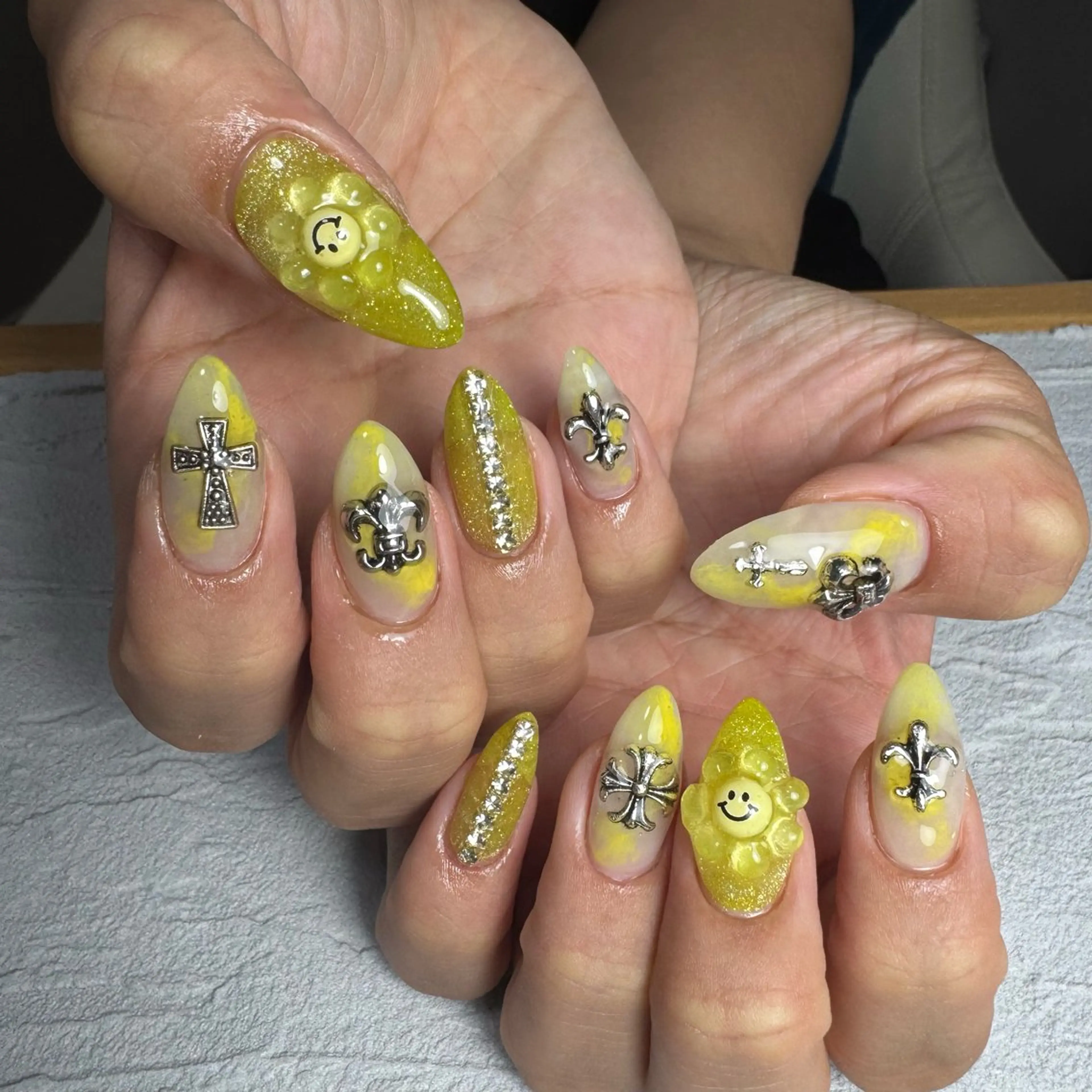 ネイル ハンドネイル Re:Smil所属・☺︎ NOZOMI☺︎のネイルデザイン