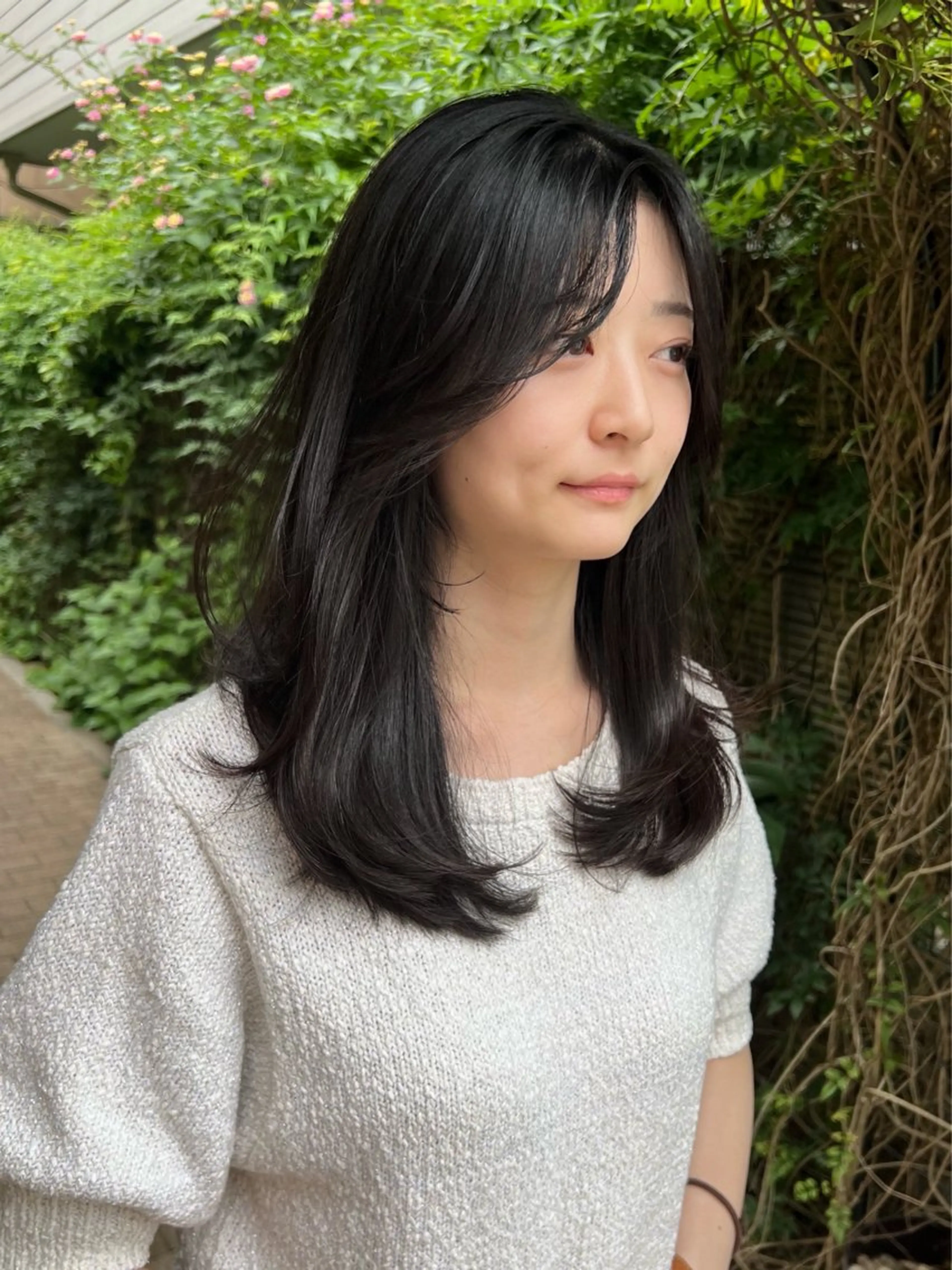 ミディアム 顔周りカット レイヤーカット sakoda shunkiのヘアスタイル