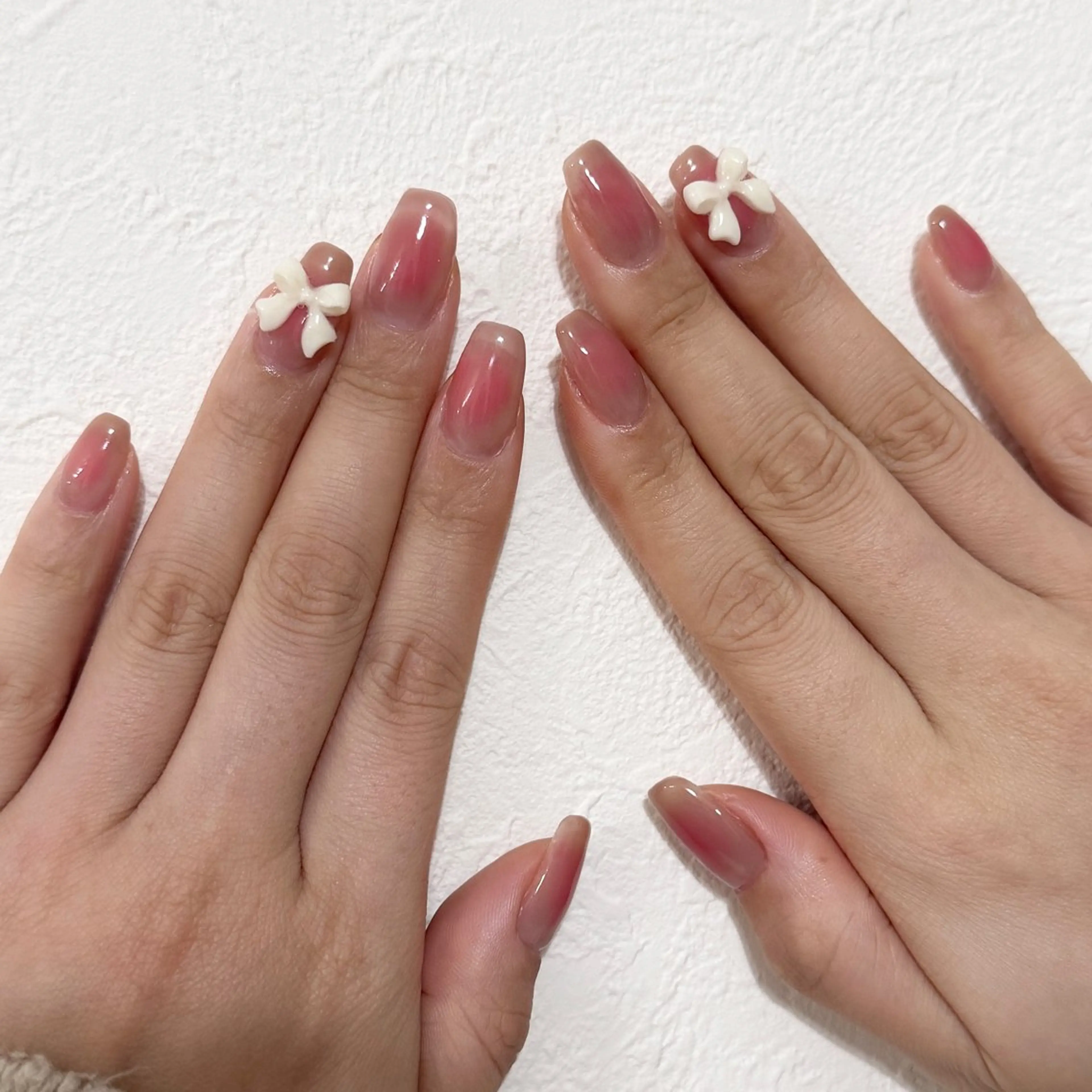 ネイル ピンク リボン ワンホンネイル 中目黒 Suzukiのネイルデザイン