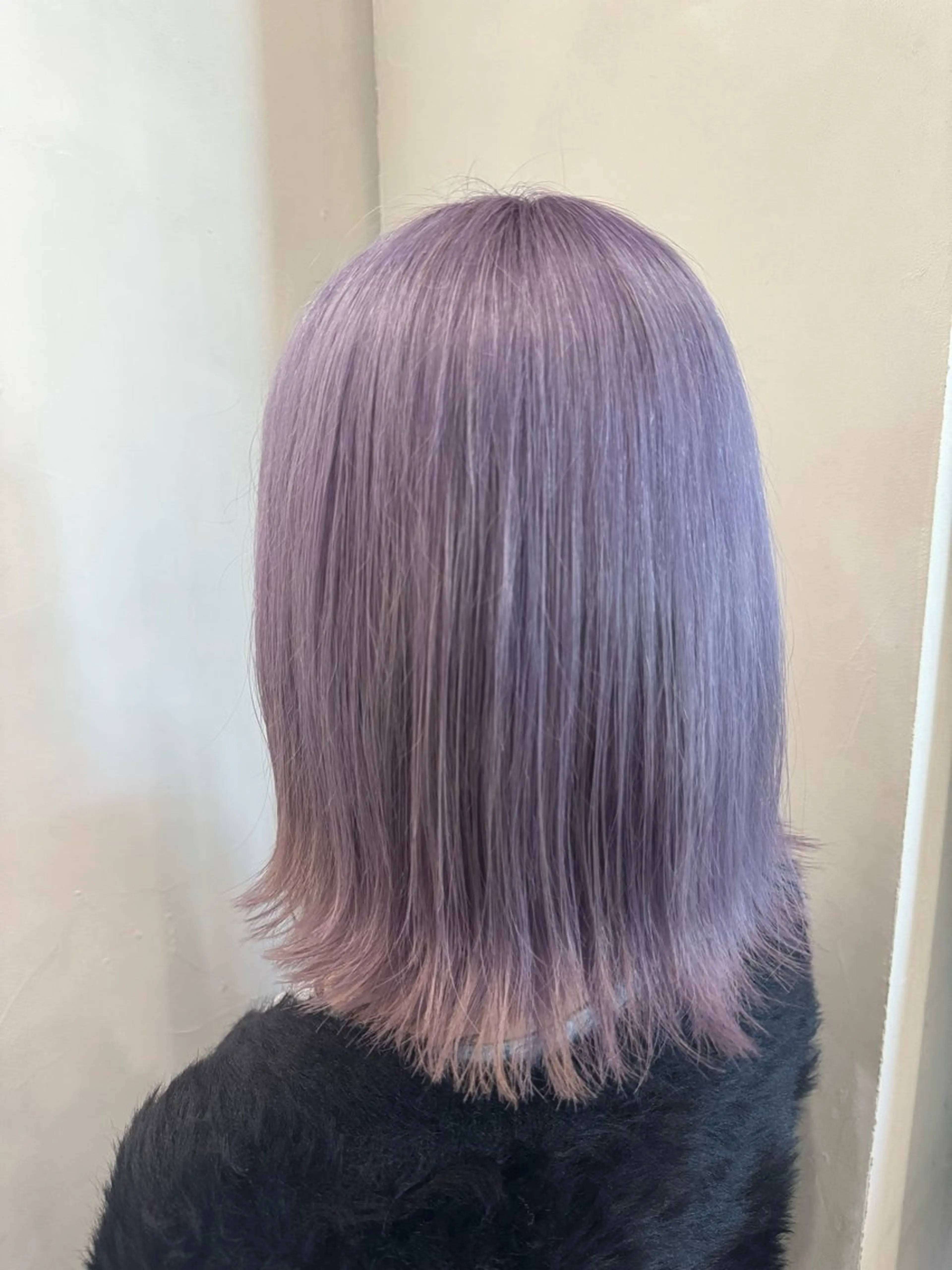 ミディアム 田村講幸 ALBUMアカデミーのヘアスタイル