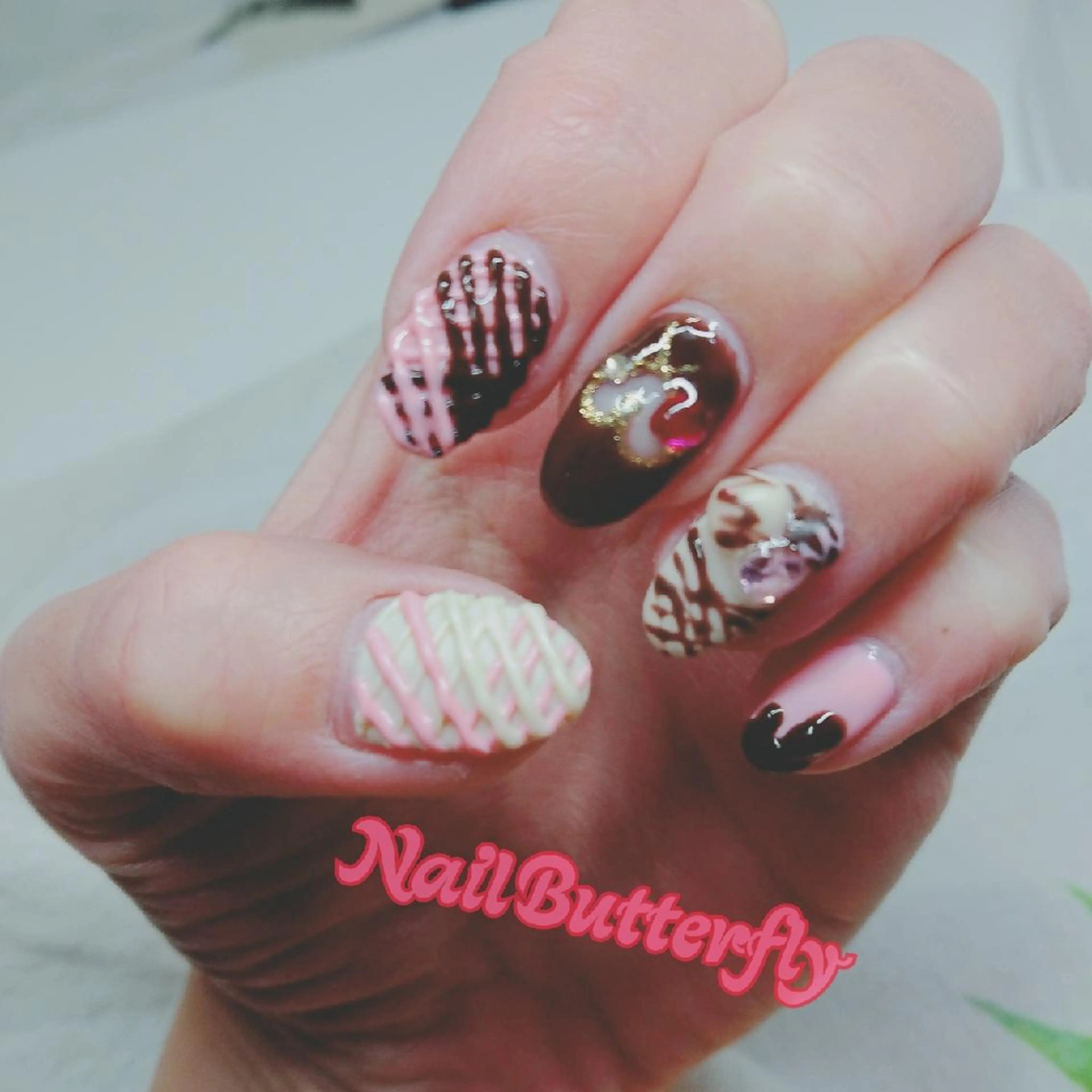 ネイル ハンドネイル とねがわ かよこのネイルデザイン