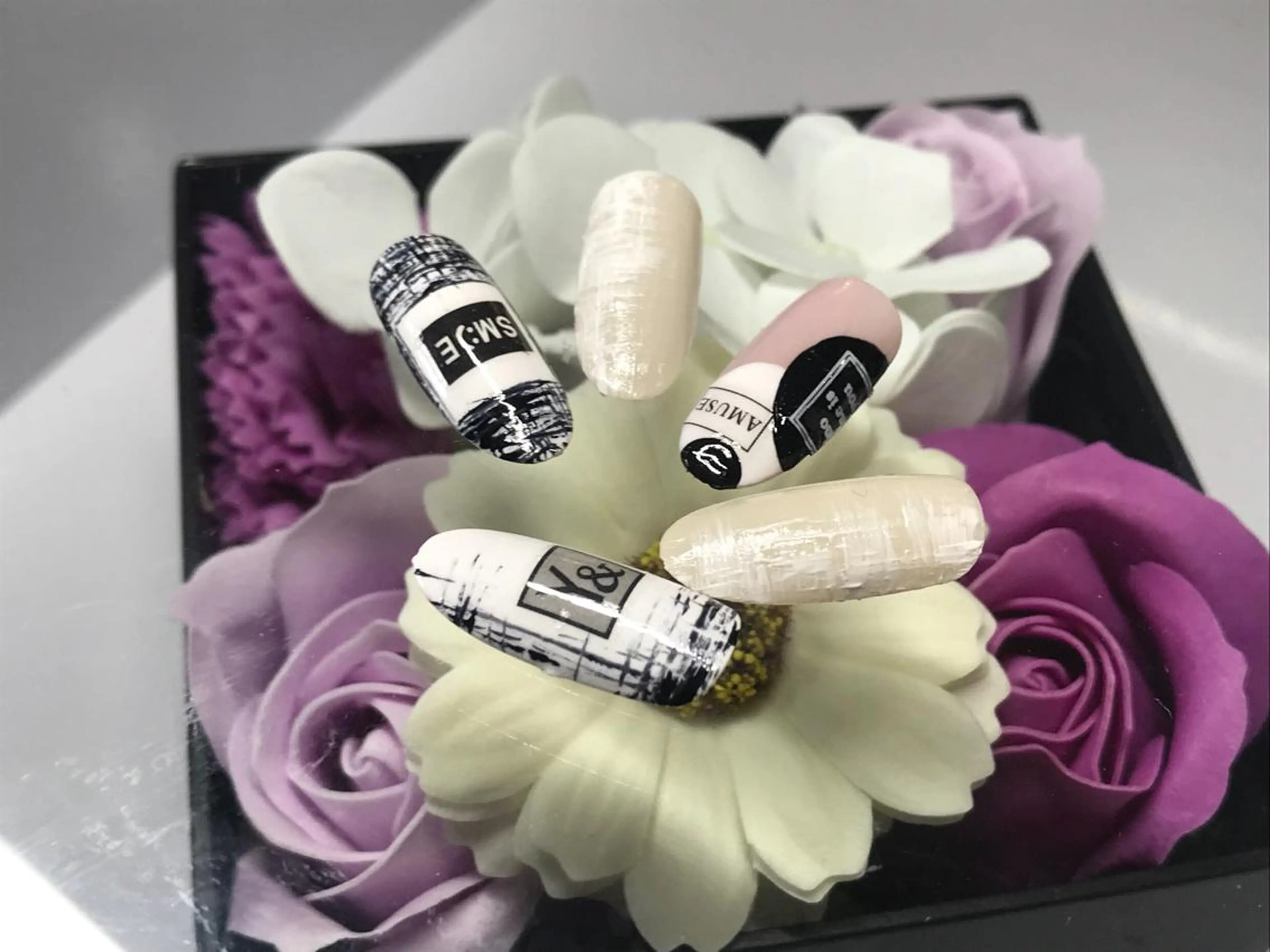 ショート ネイル ハンドネイル ハンドケア nail&eye Aoのマツエク・マツパデザイン