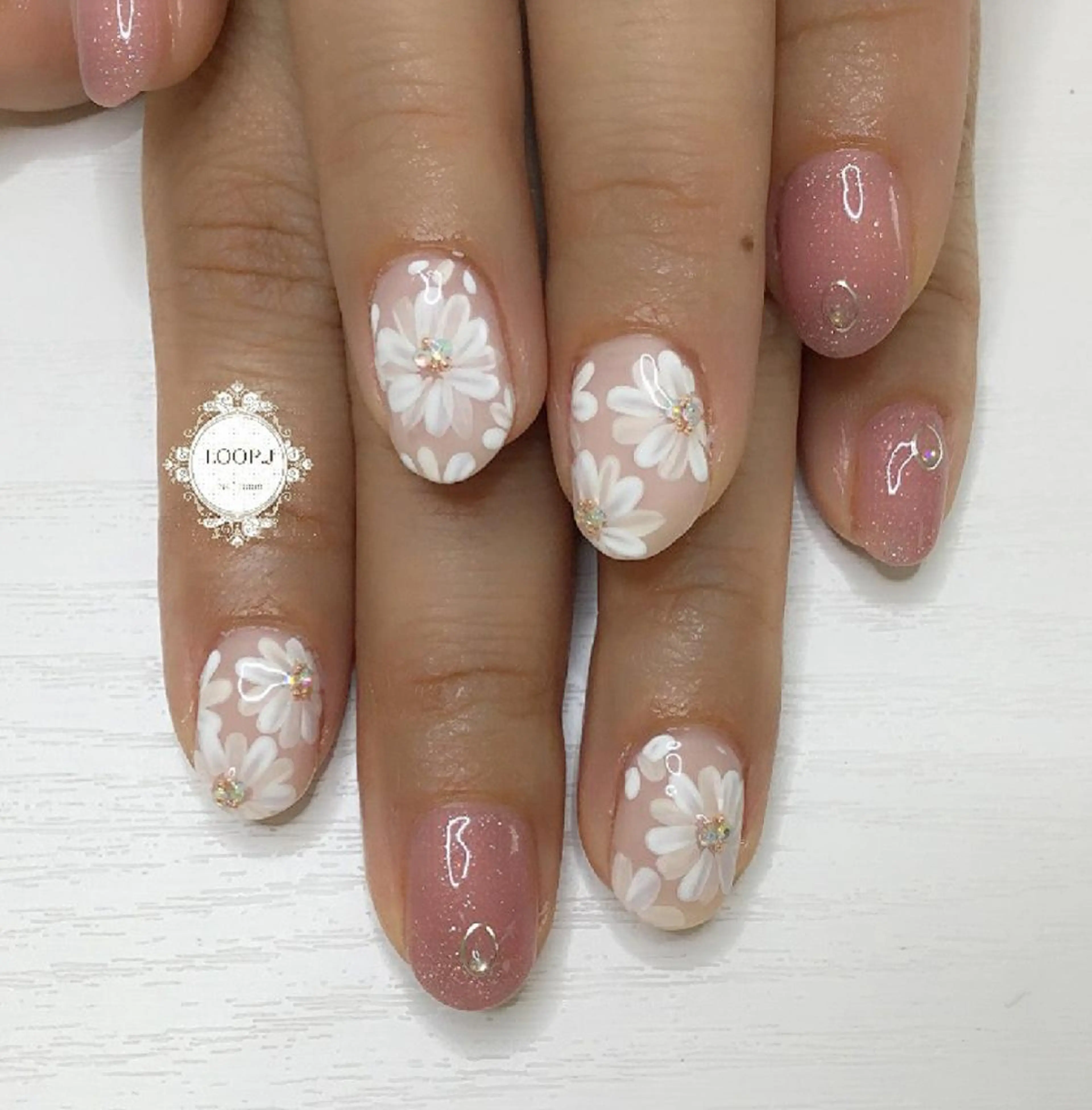 ネイル おおくぼ めぐみのネイルデザイン