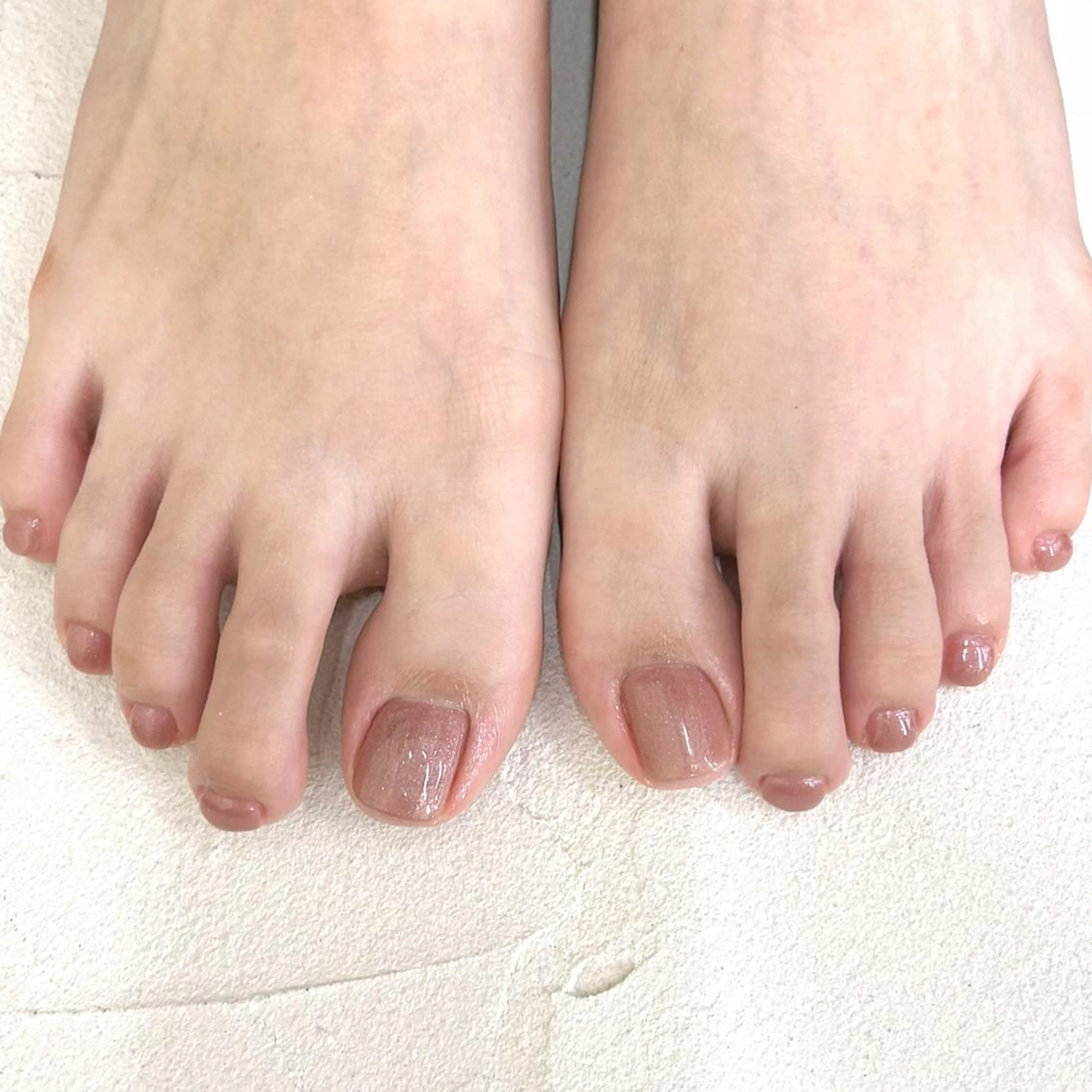 ネイル ピンク ピンクベージュ REMIA 🤍harukaのネイルデザイン