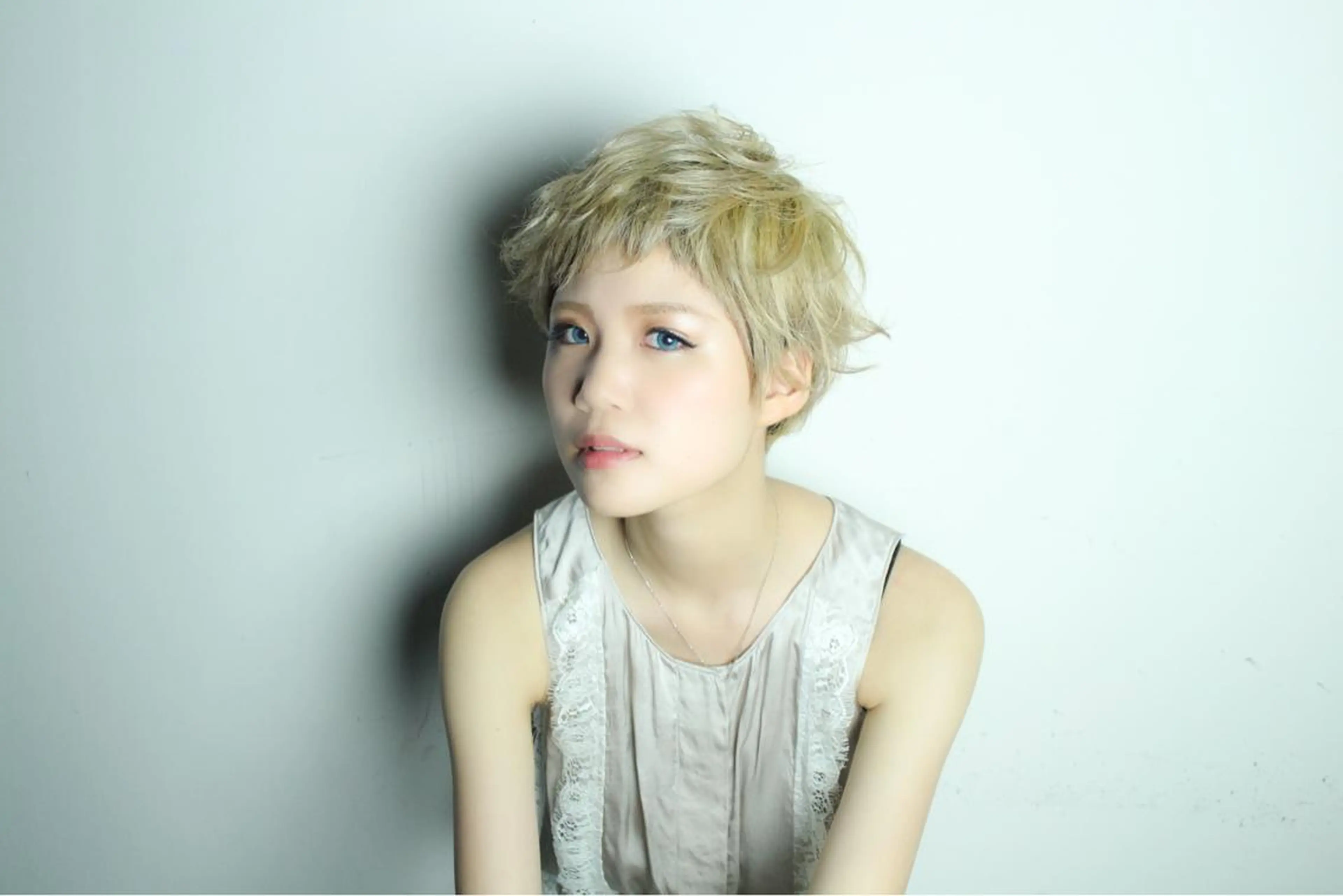 ショート 横井伴典　矢場町 メンズパーマ/カットのヘアスタイル