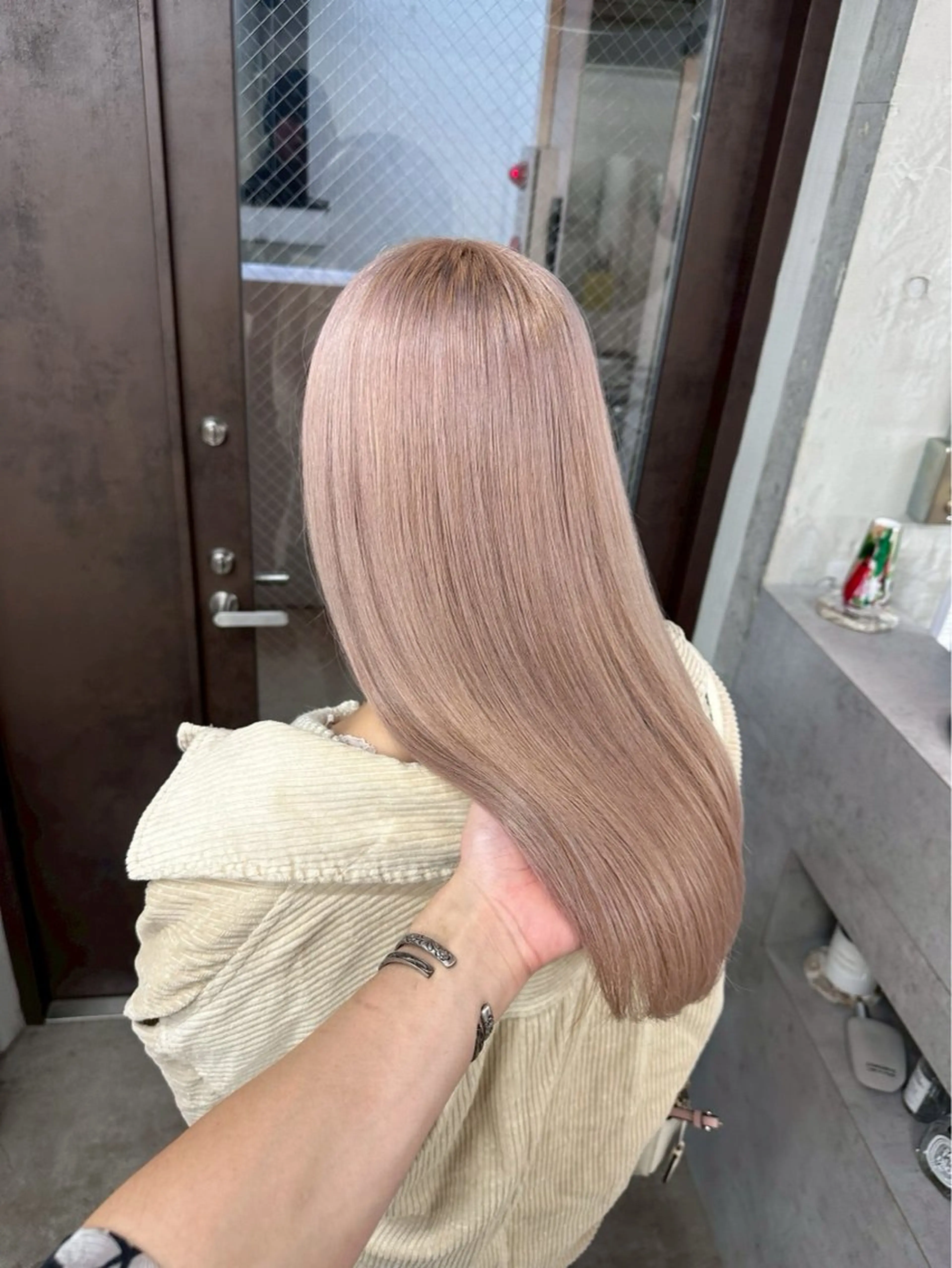 カラー ⭐️ハイトーン⭐️ 💕SAKURA💕のヘアスタイル