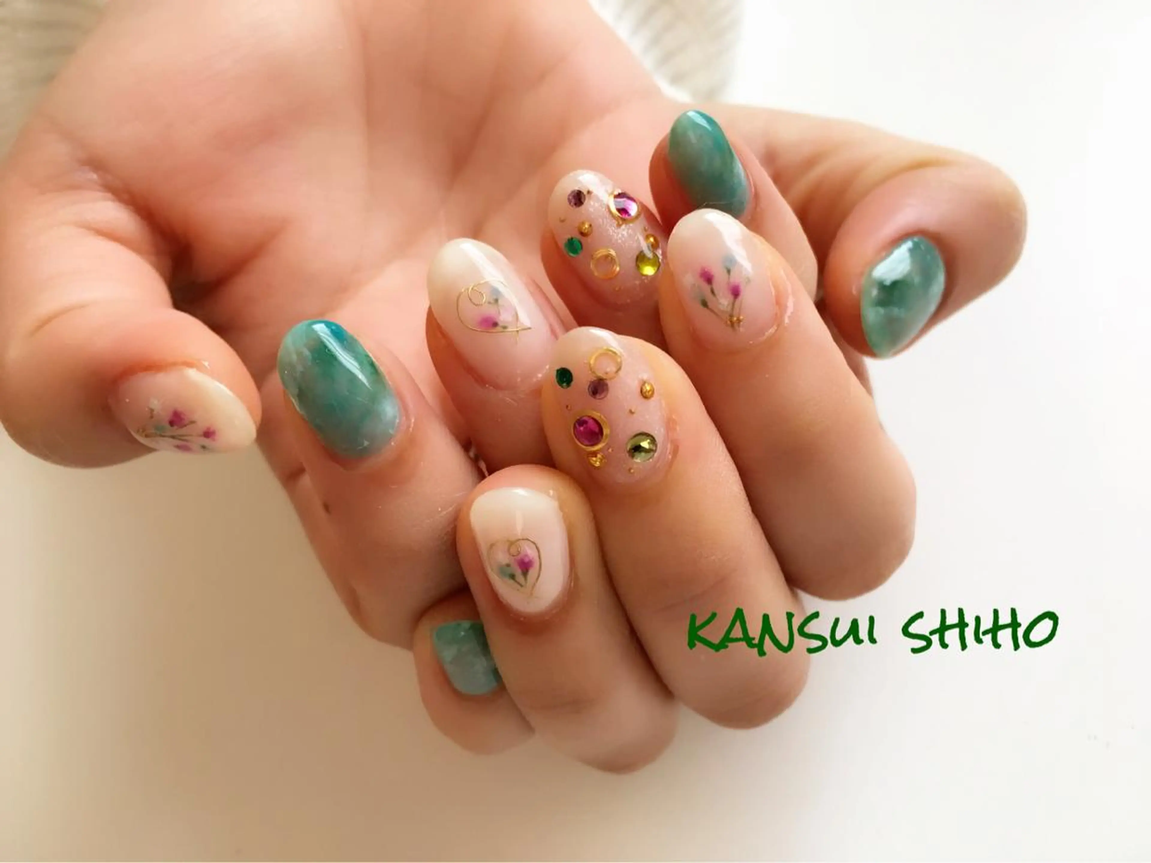 ネイル Elio所属・Elio 国泰寺のネイルデザイン
