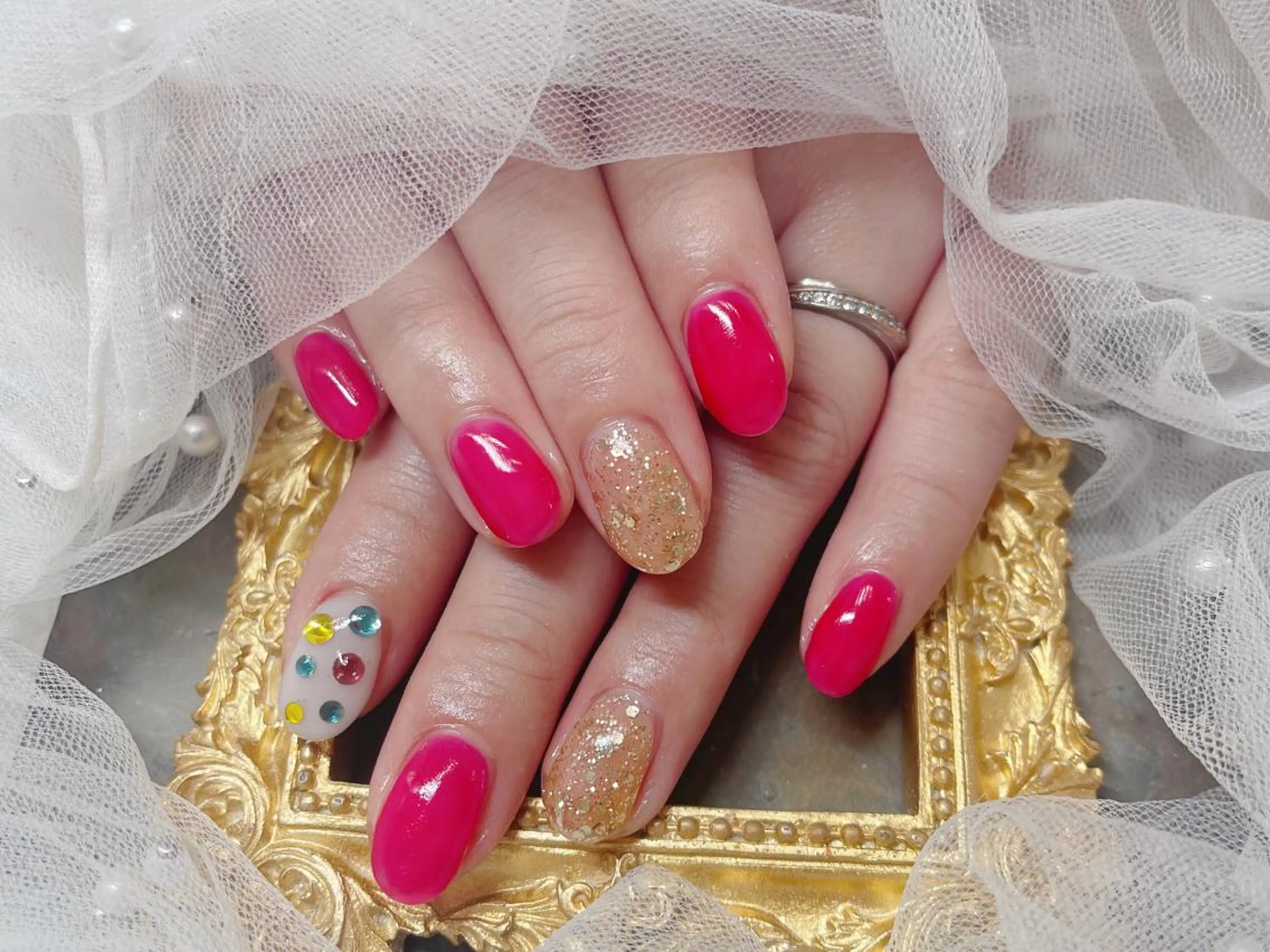 ネイル ハンドネイル マジックミラー所属・マジック ミラーのネイルデザイン