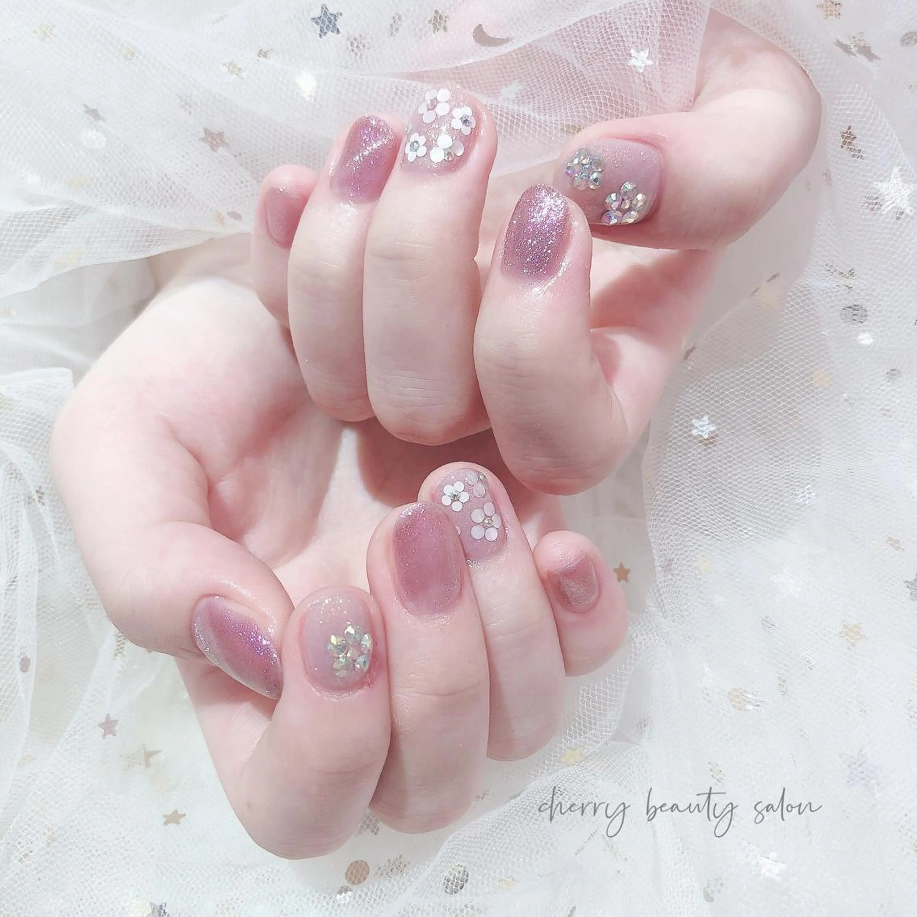 ショート ネイル SAKURA 🍒のネイルデザイン