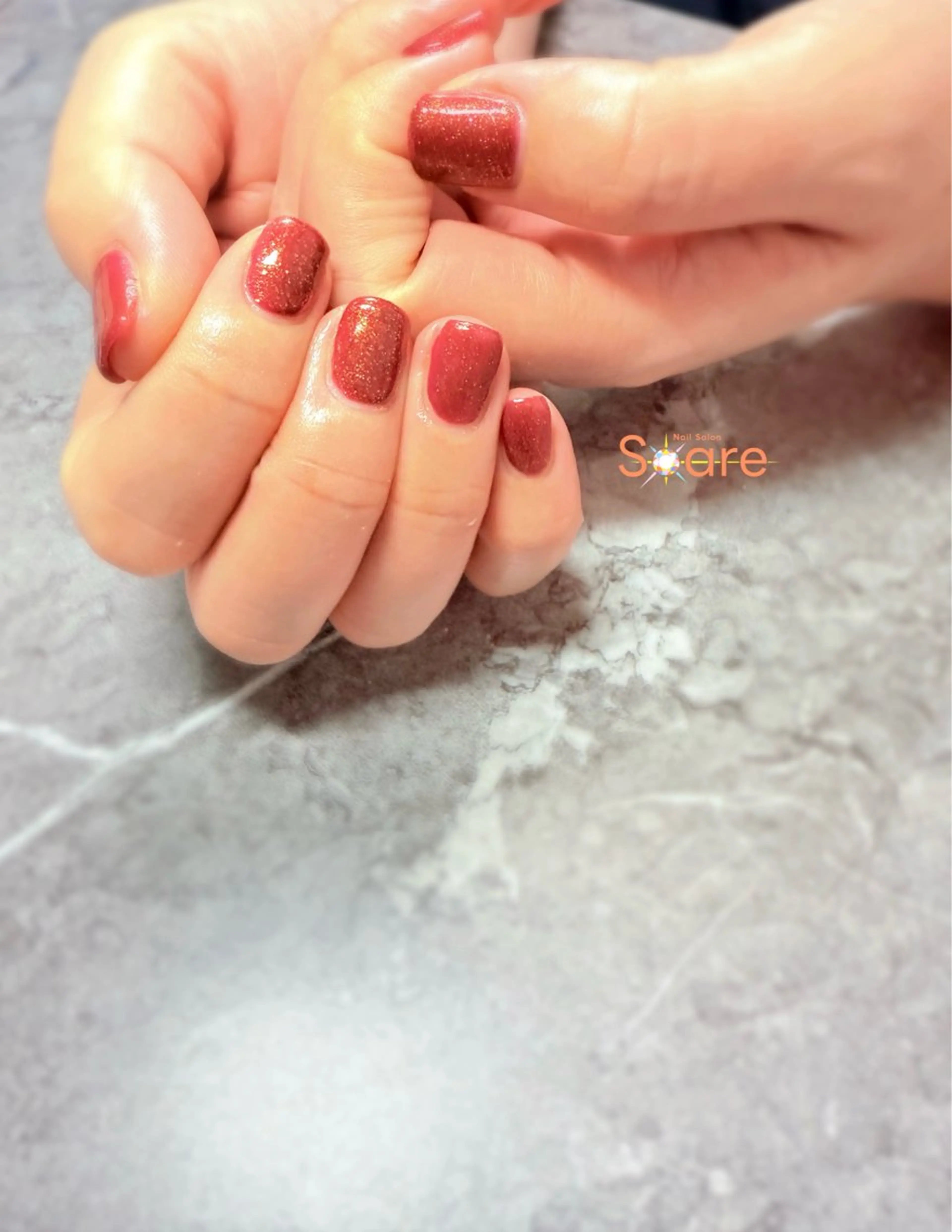ネイル ワンカラーネイル 赤色 ハンドネイル Nail Salon Soare所属・金子 みくのネイルデザイン
