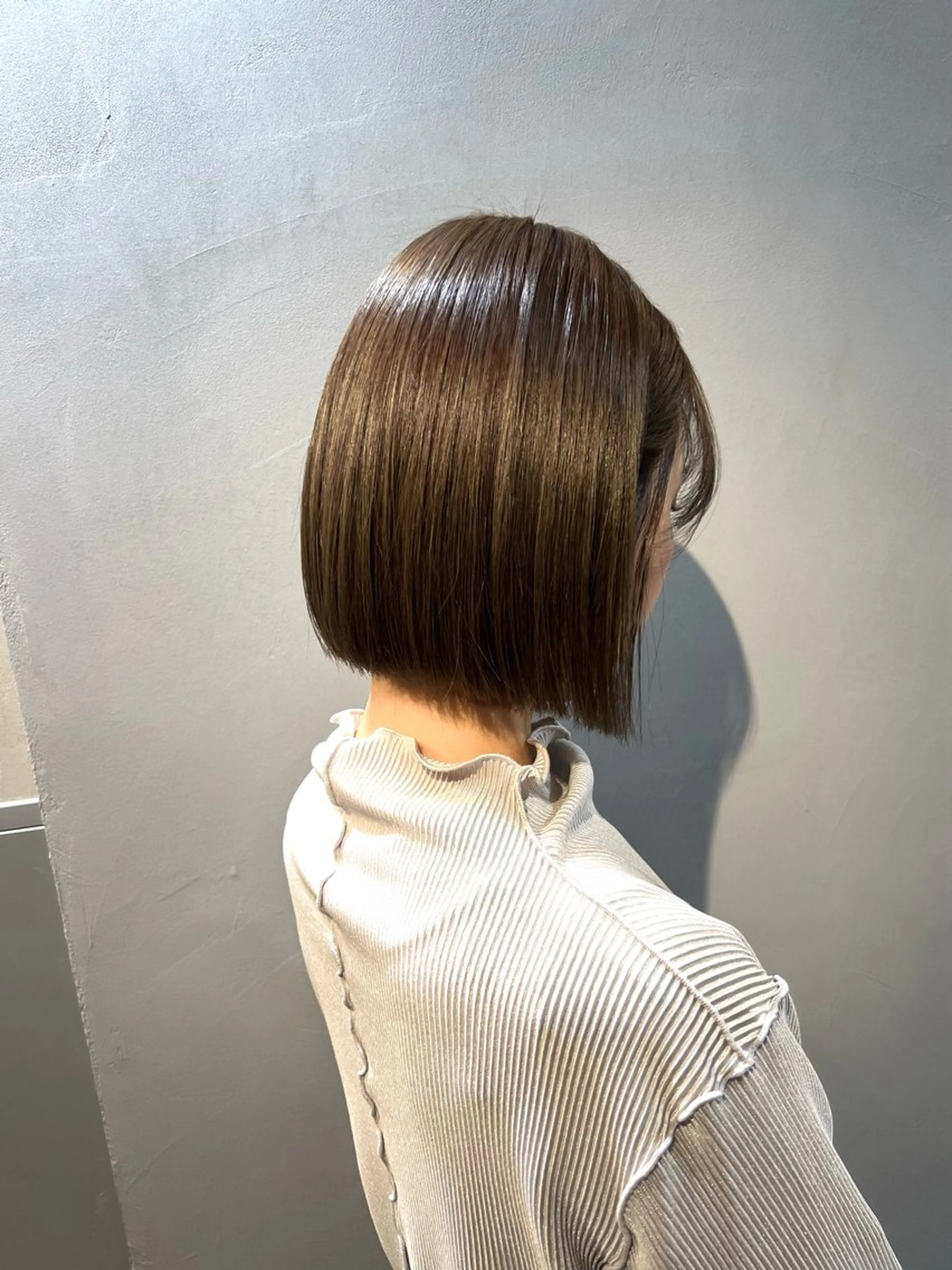 ショート カラー 切りっぱなしボブ ボブ 神戸ボブ✂️ ioe三宮/田 伸佳のヘアスタイル