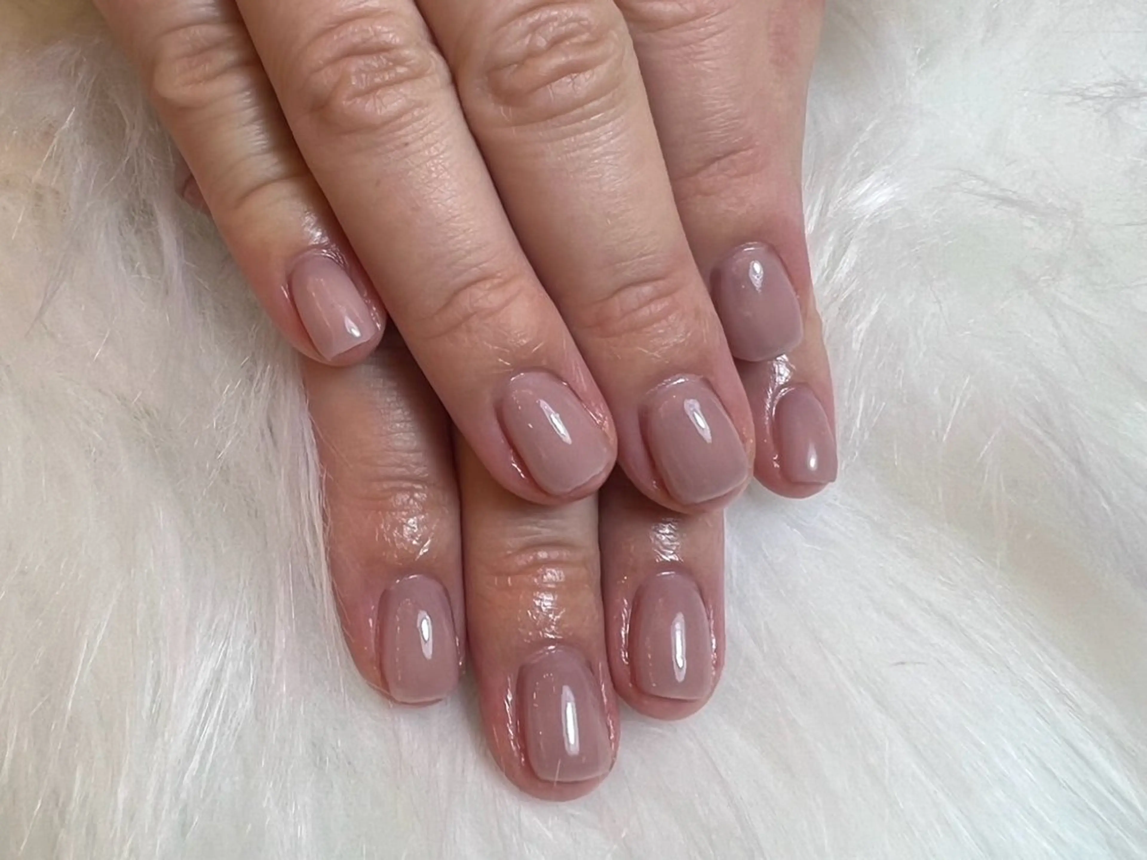 ネイル ワンカラーネイル nails alien Cのネイルデザイン