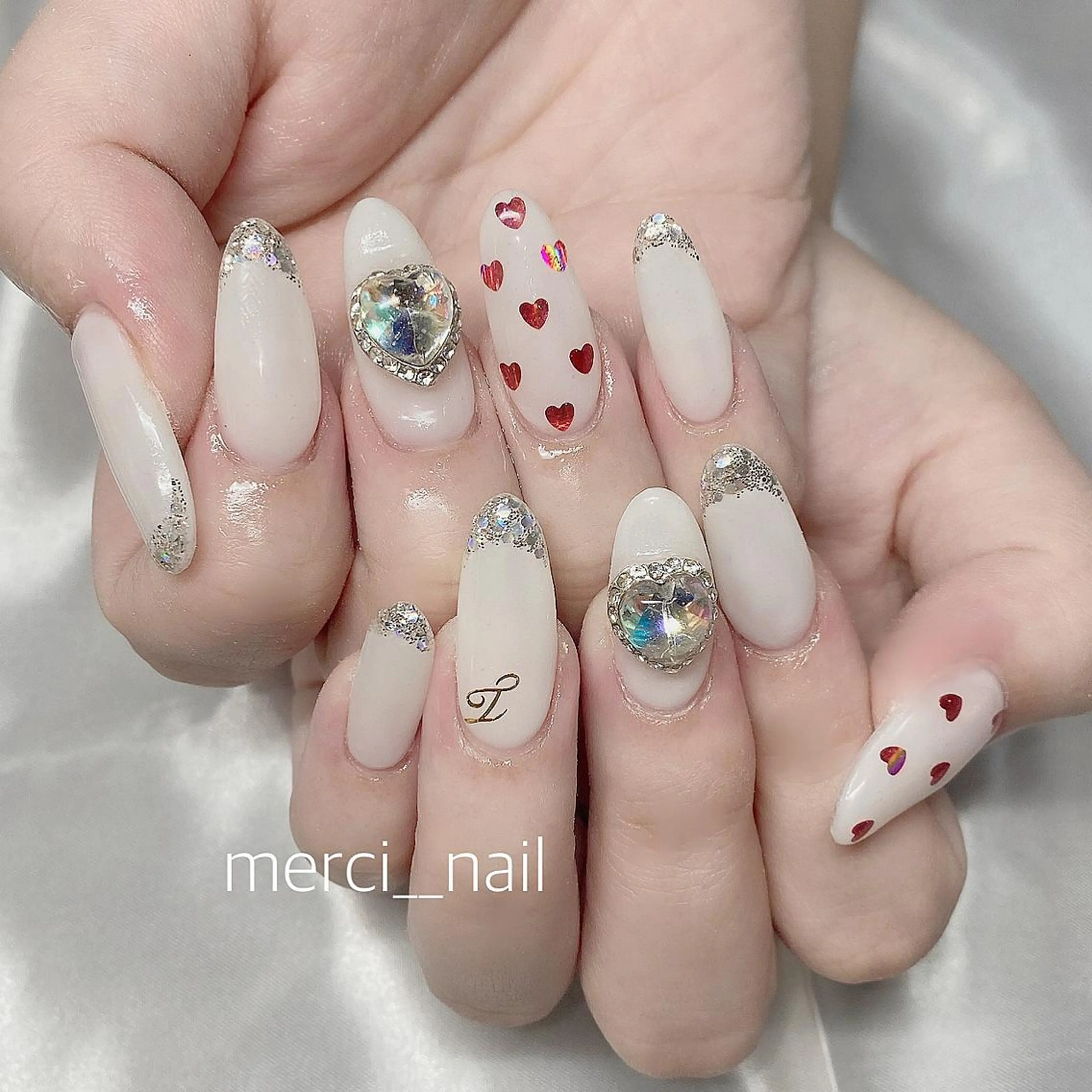 ネイル クリアネイル フラッシュネイル フレンチネイル 韓国ネイル マグネットネイル merci nail所属・merci nailのネイルデザイン