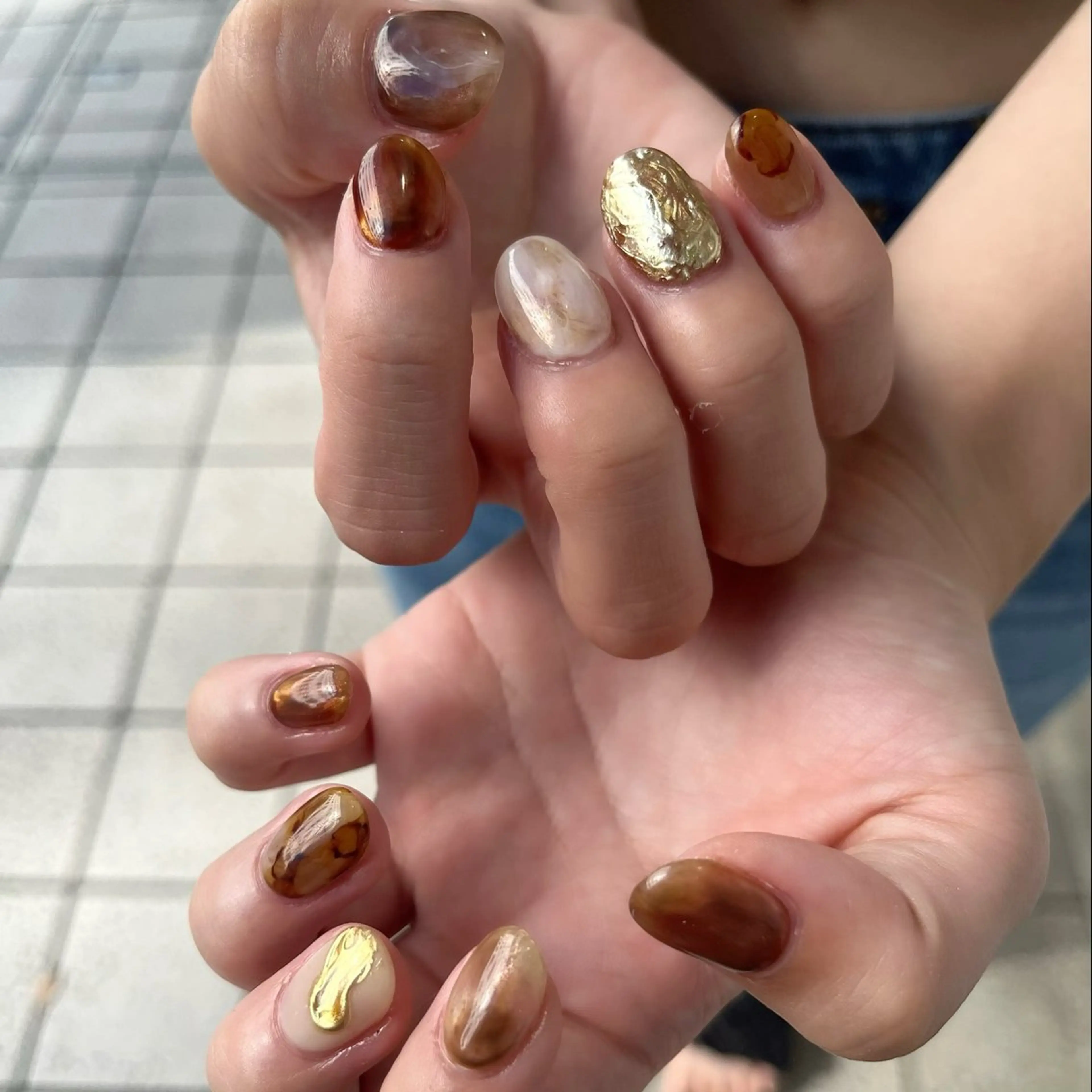 ネイル アートネイル ブラウン ニュアンスネイル MUKUTOU nail 　YUKIのネイルデザイン
