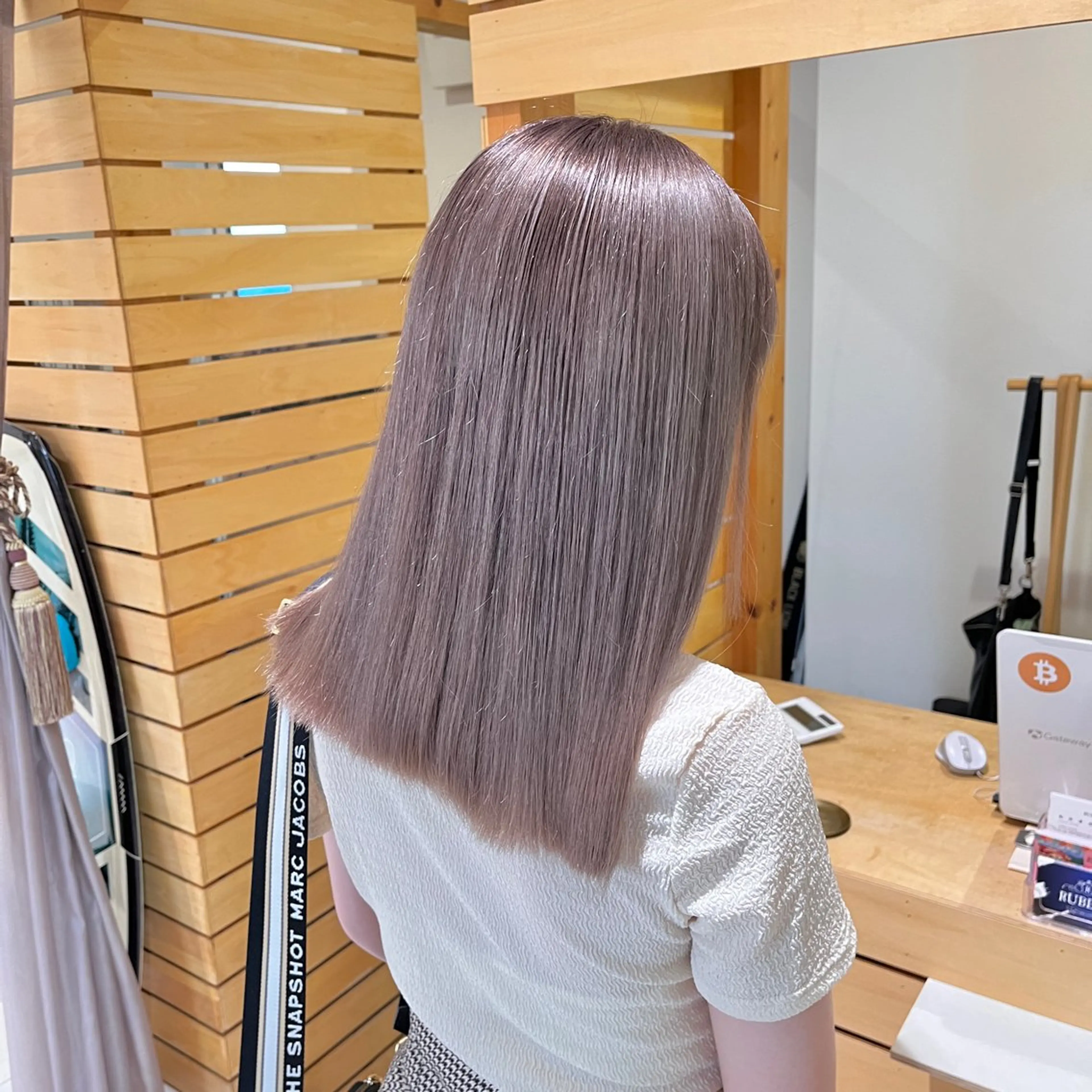セミロング カラー ブリーチ ヘアカラー トリートメント RUBEUS【ルベウス】所属・✨艶々カラー🎨 杉本賢人のヘアスタイル